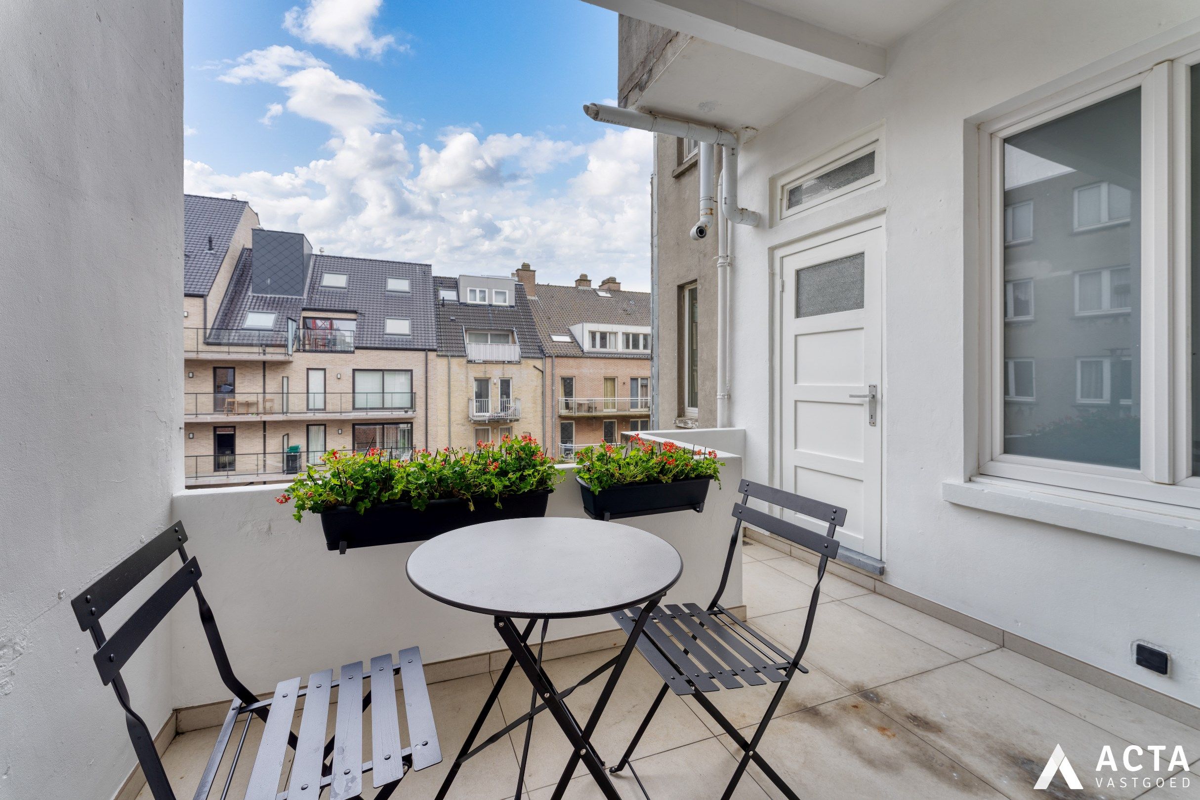 Ruim instapklaar appartement met twee slaapkamers in het centrum van Oostende foto 13