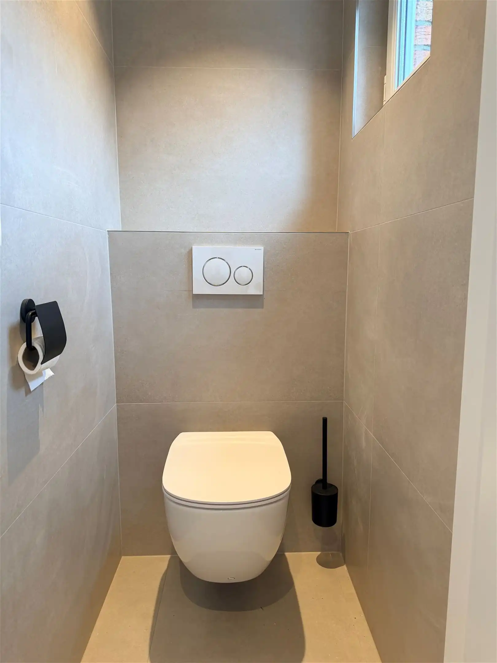 Woning in nieuwstaat, 3 slaapkamers, met tuin en garage foto 10