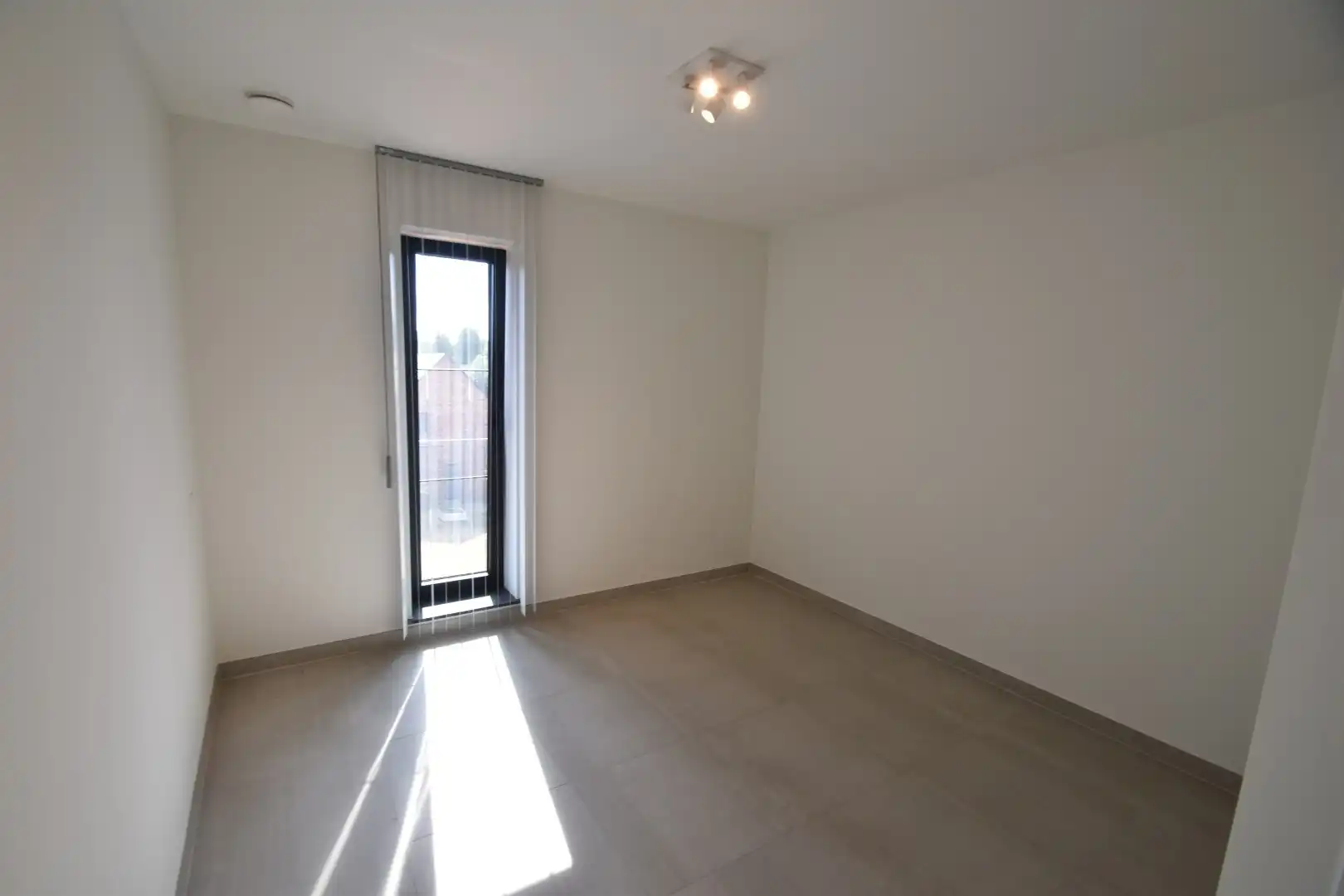 Nieuwbouw appartement met één slaapkamer foto 9