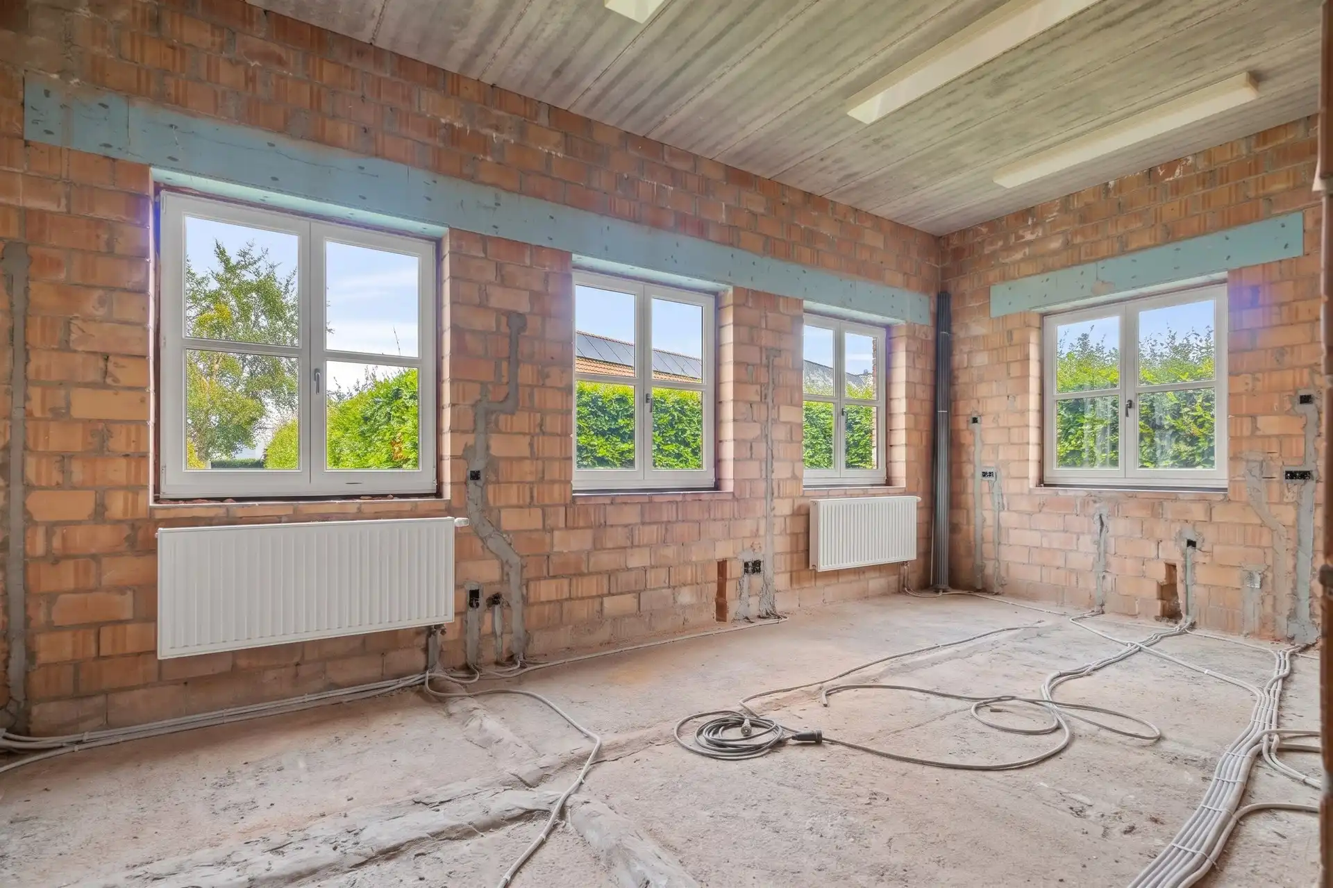 Heel riante casco villa, op 3381m² grond.  foto 21
