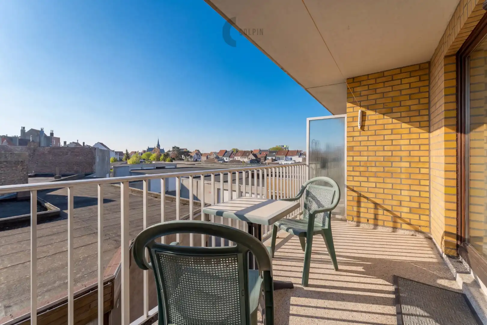 Centraal gelegen appartement op de Knokkestraat met open zicht foto 10