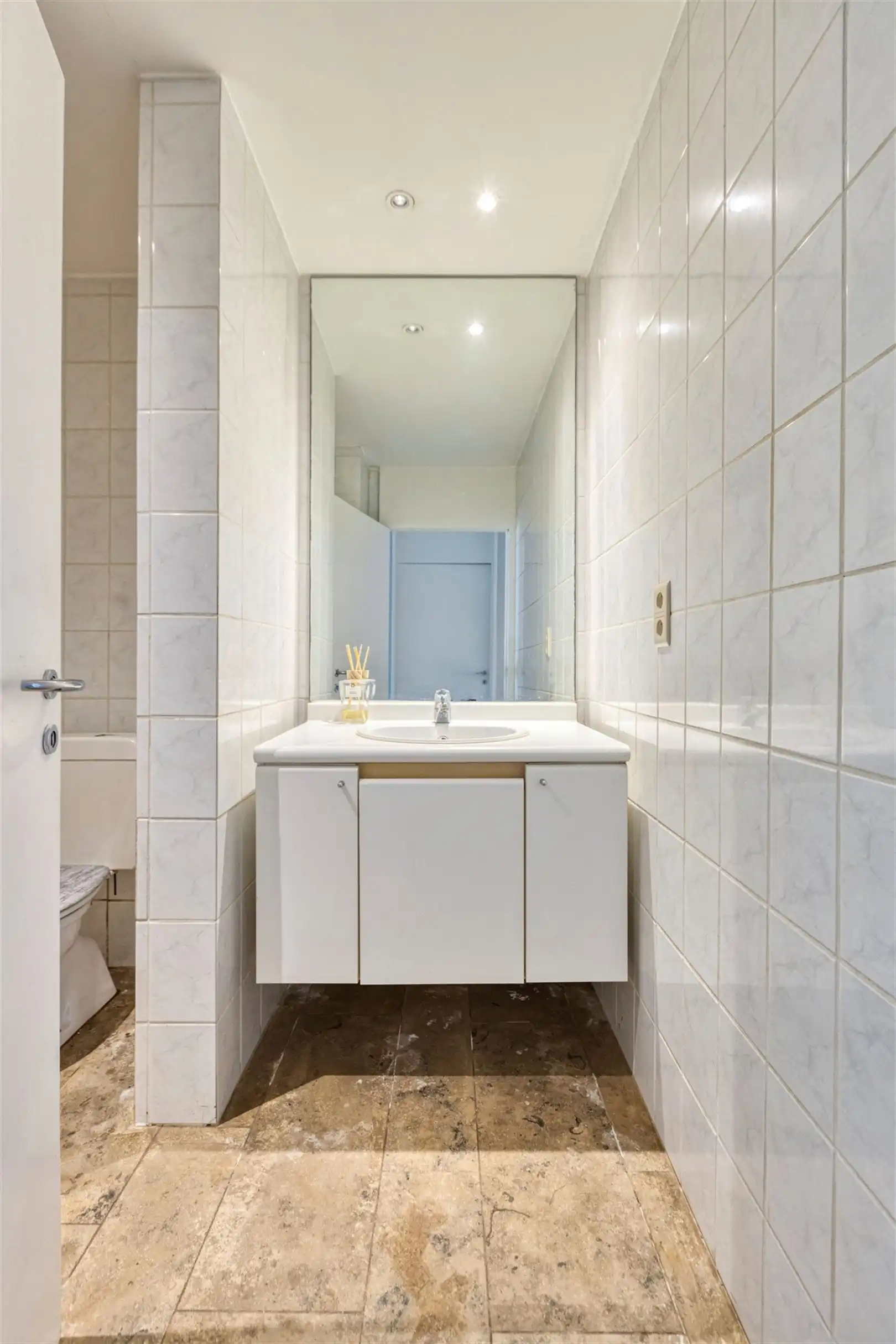 TE KOOP: Gelijkvloers 1-slaapkamer appartement te Hasselt! foto 13