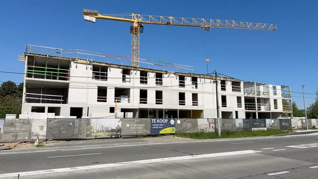Nieuwbouw handelsruimte te koop op toplocatie in Oostakker foto 11