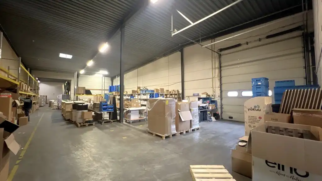 Opslagruimte te huur in Industriepark-Drongen foto 4