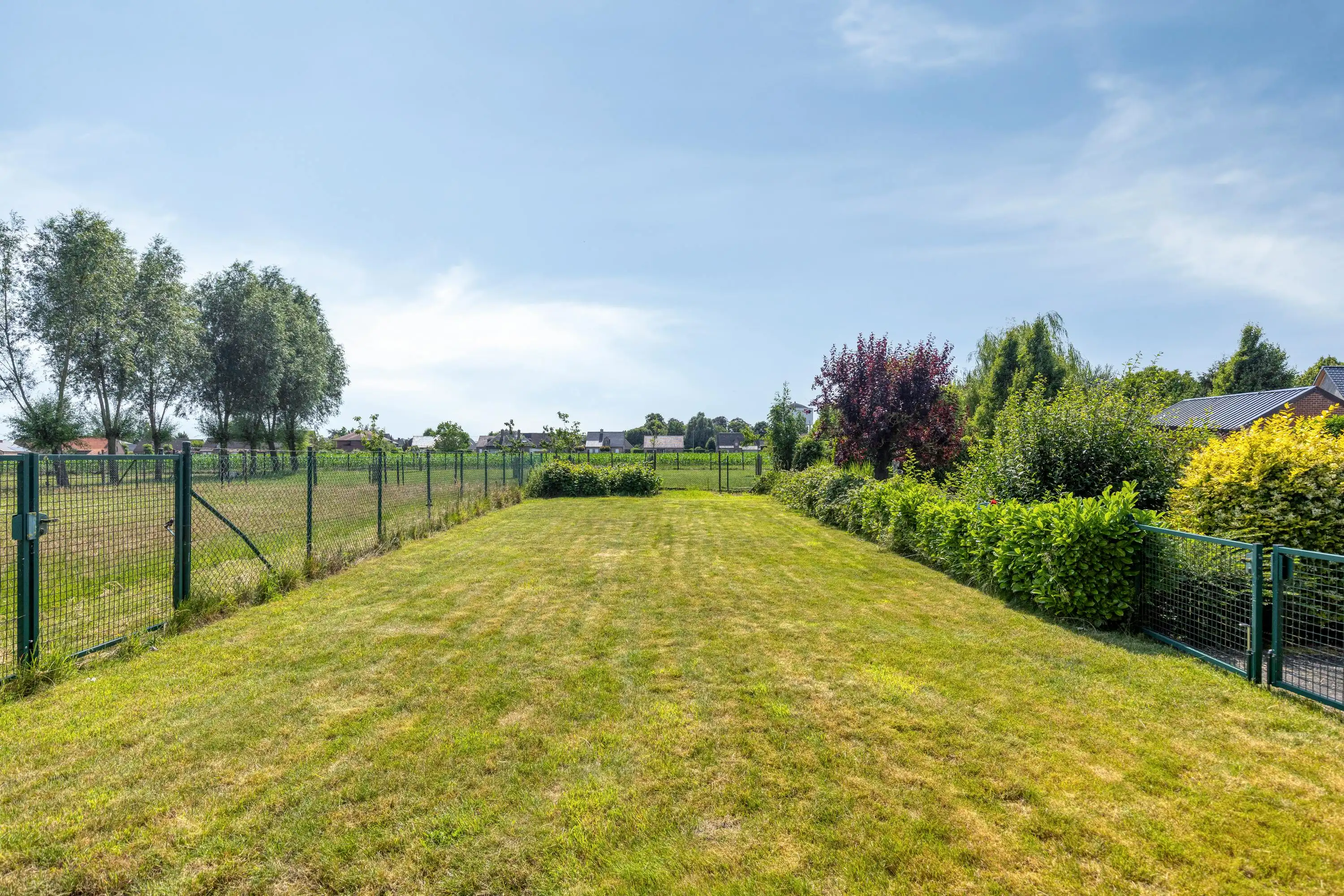 Idyllisch gelegen landelijke woning op perceel van 3.828 m² foto 23