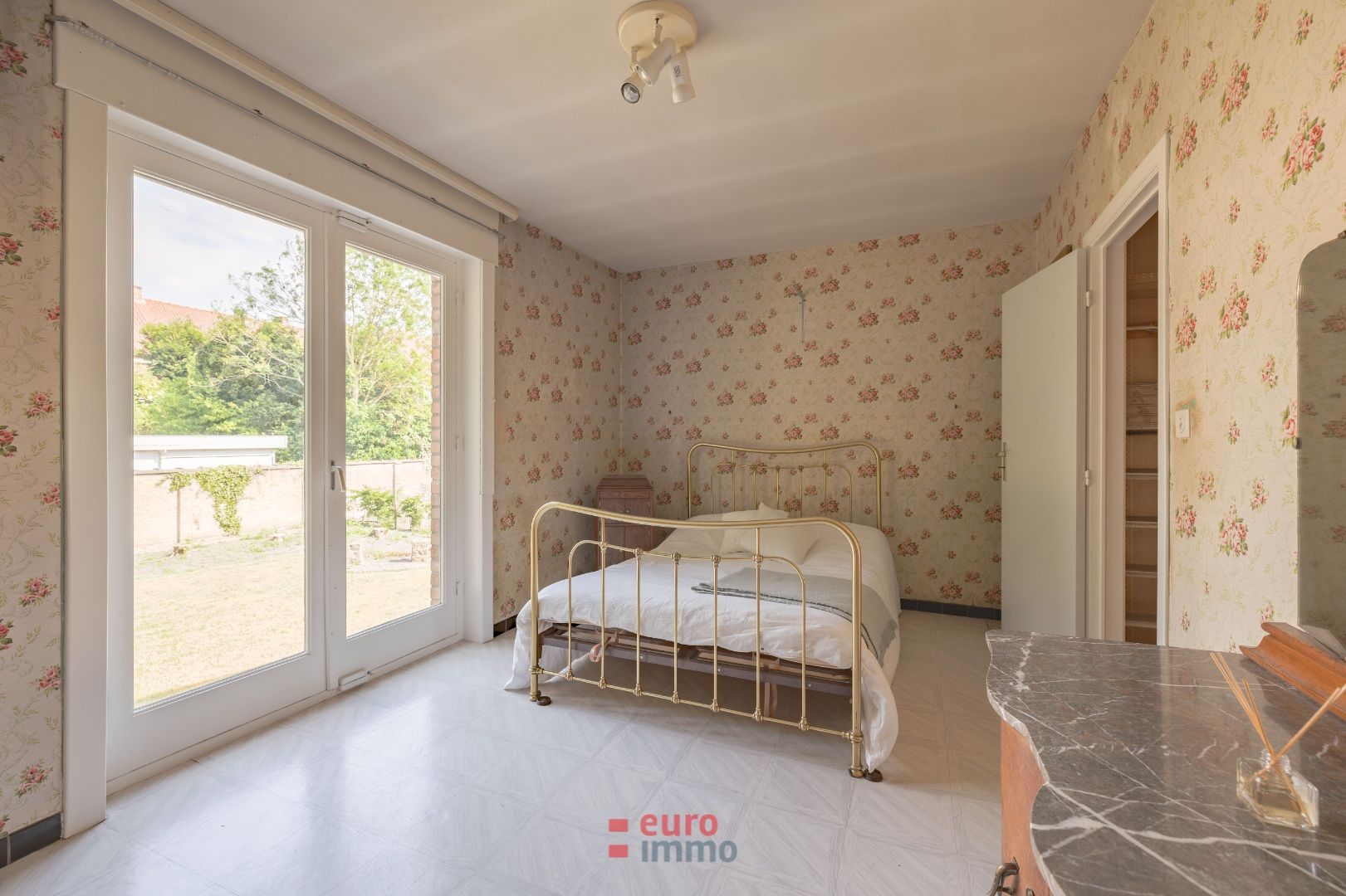 Te renoveren villa op toplocatie aan het Leopold II Park in Nieuwpoort foto 14
