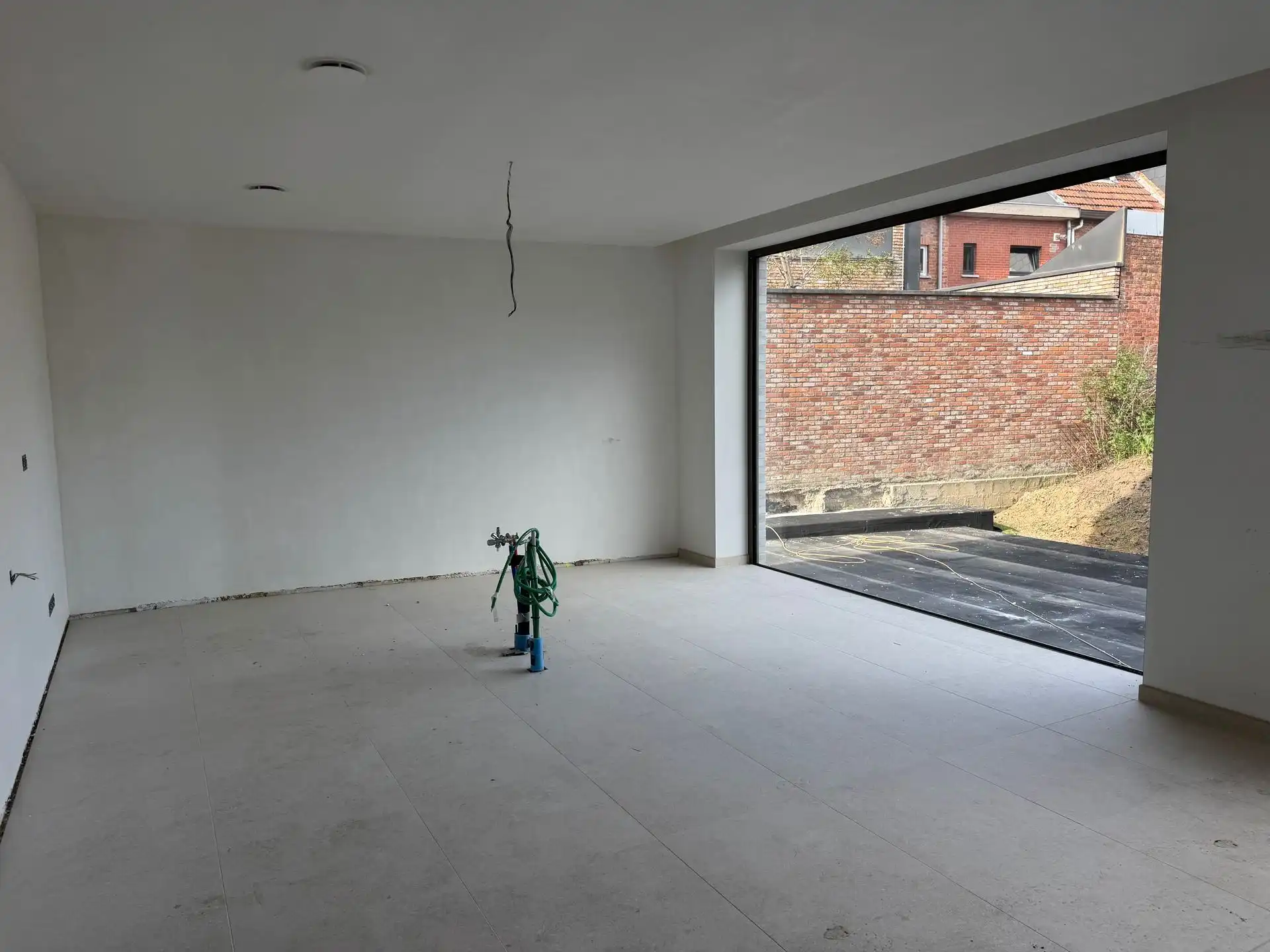 Gelijkvloers nieuwbouw appartement foto 3