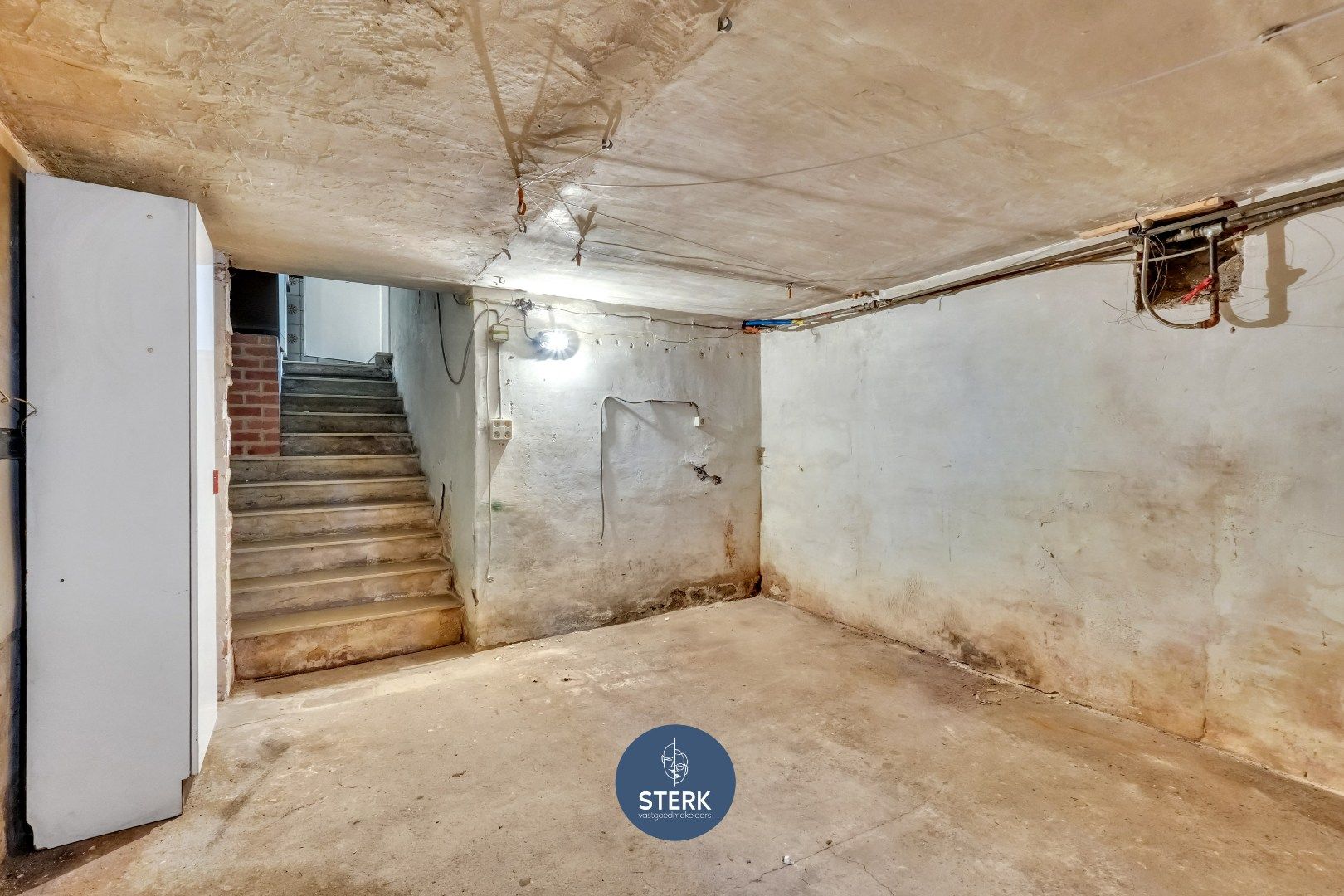 OP TE KNAPPEN GEZINSWONING MET RUIME TUIN TE OPGRIMBIE !  foto 15