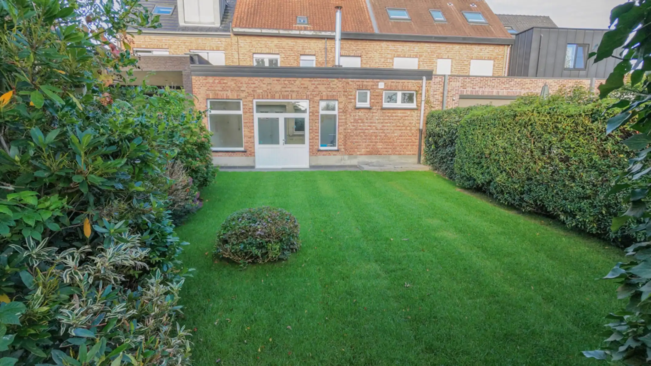 KARAKTERVOLLE WONING MET GARAGE/WERKPLAATS  foto 13