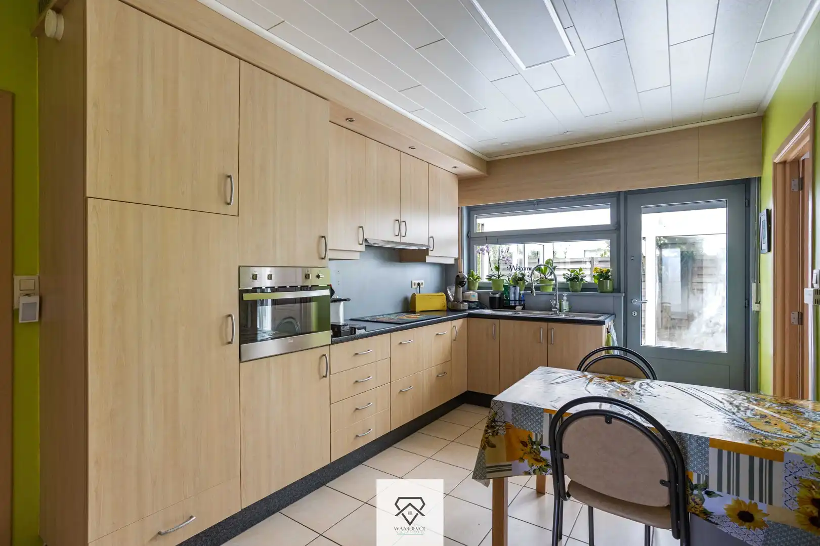 Ruime vrijstaande woning op toplocatie in het hart van Evergem foto 13