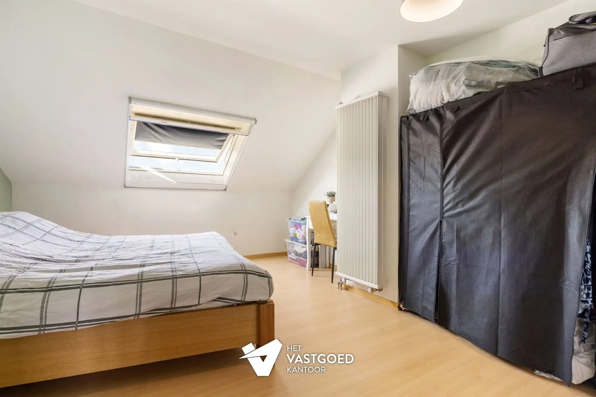 CENTRAAL GELEGEN, INSTAPKLARE BEL-ÉTAGEWONING foto 17