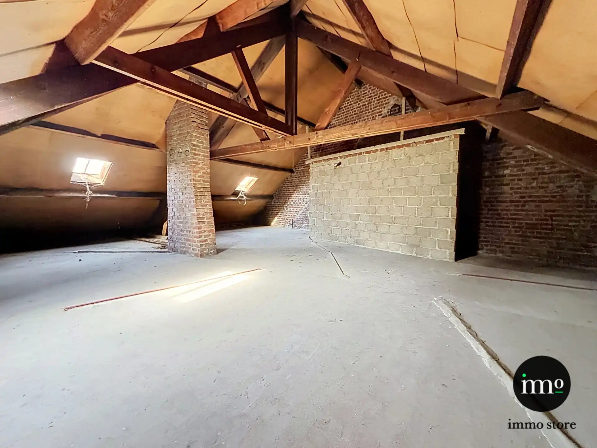 UNIEKE DRIEGEVELWONING MET LOODS VAN 160 M² IN HET CENTRUM VAN GROOT-BIJGAARDEN! foto 26