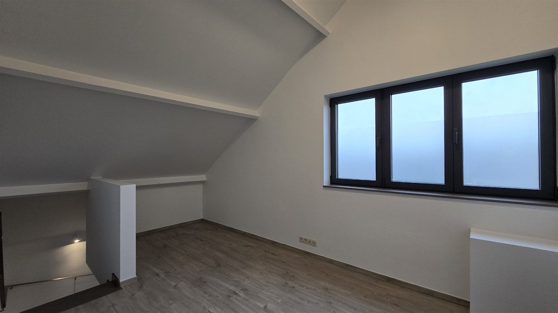 Moderne, energiezuinige woning (200m²) met 4 slaapkamers en tuin foto 22