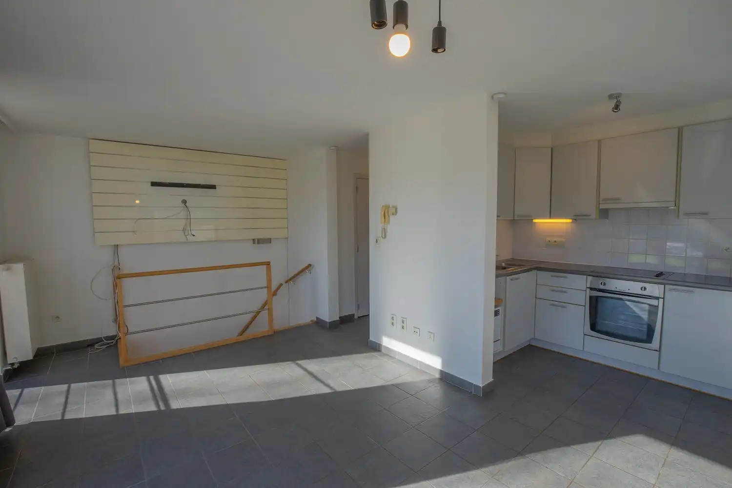 Instapklaar duplex appartement met garage en buitenruimte in Aarschot foto 2