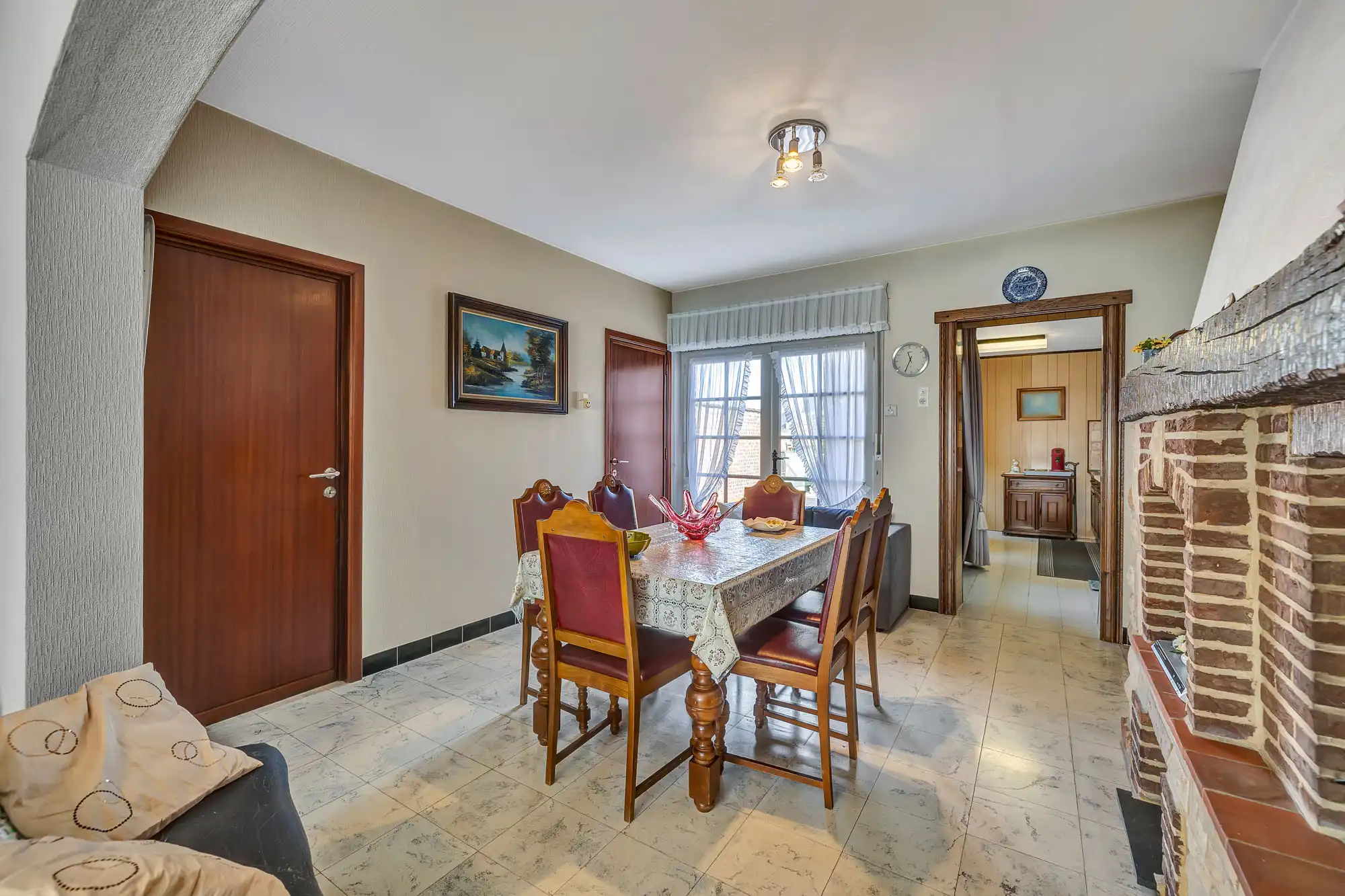 Te renoveren woning met veel potentieel te Liedekerke foto 3