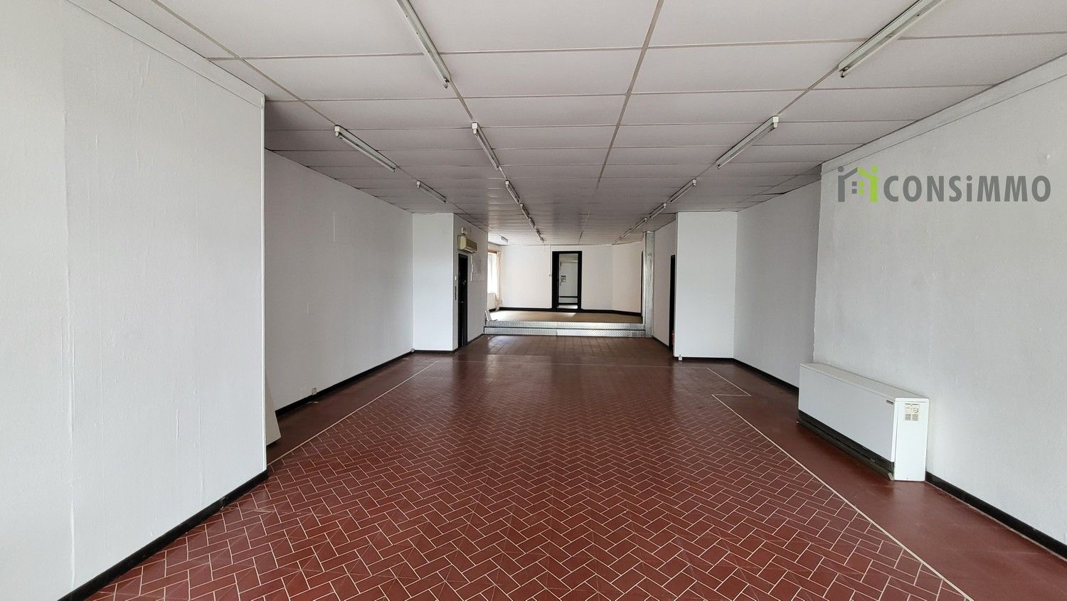 Handelspand/kantoor te huur in Genk-Stalenstraat foto 3