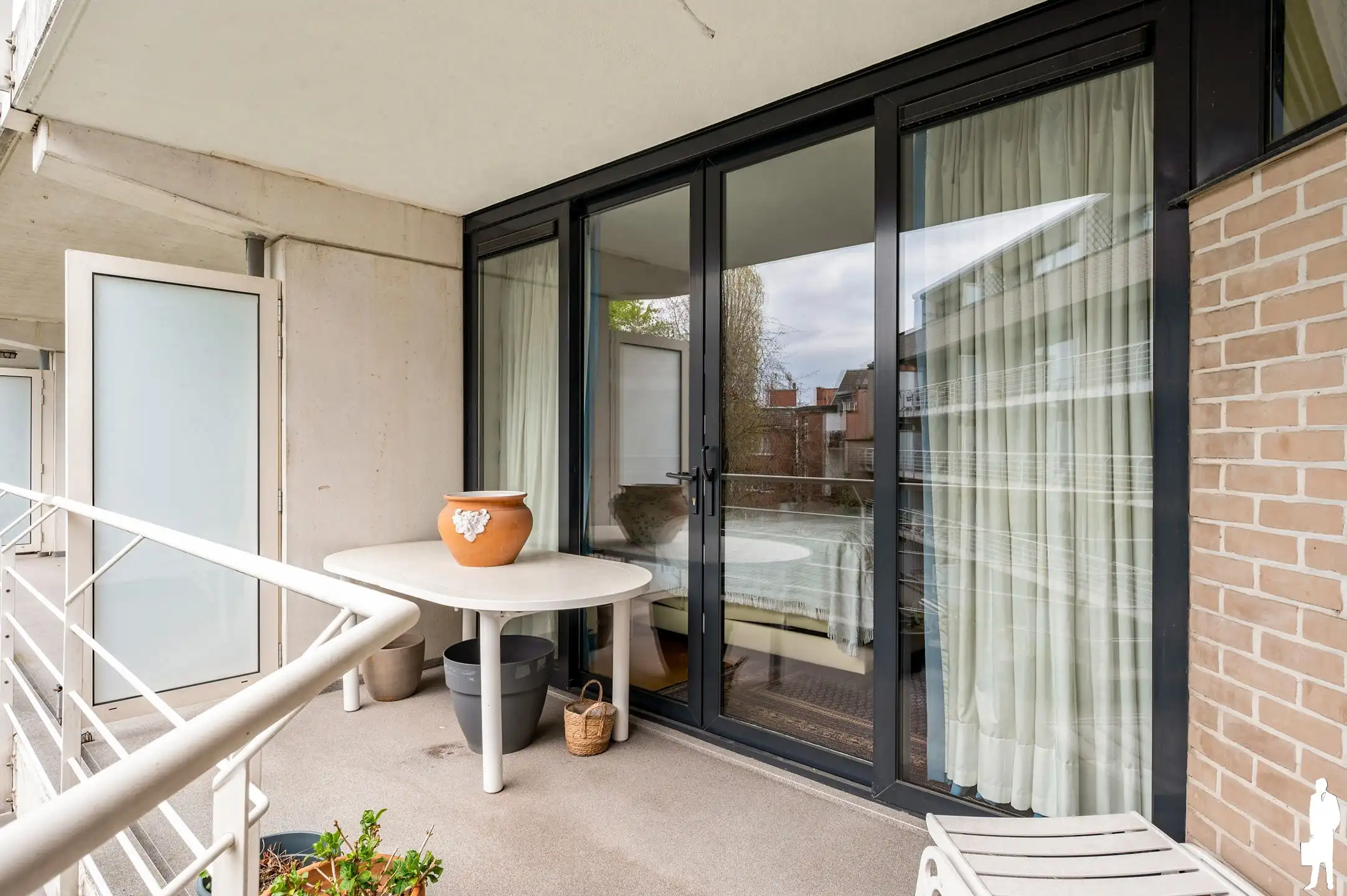 Lichtrijk duplex appartement met uitzonderlijk brede gevel foto 11