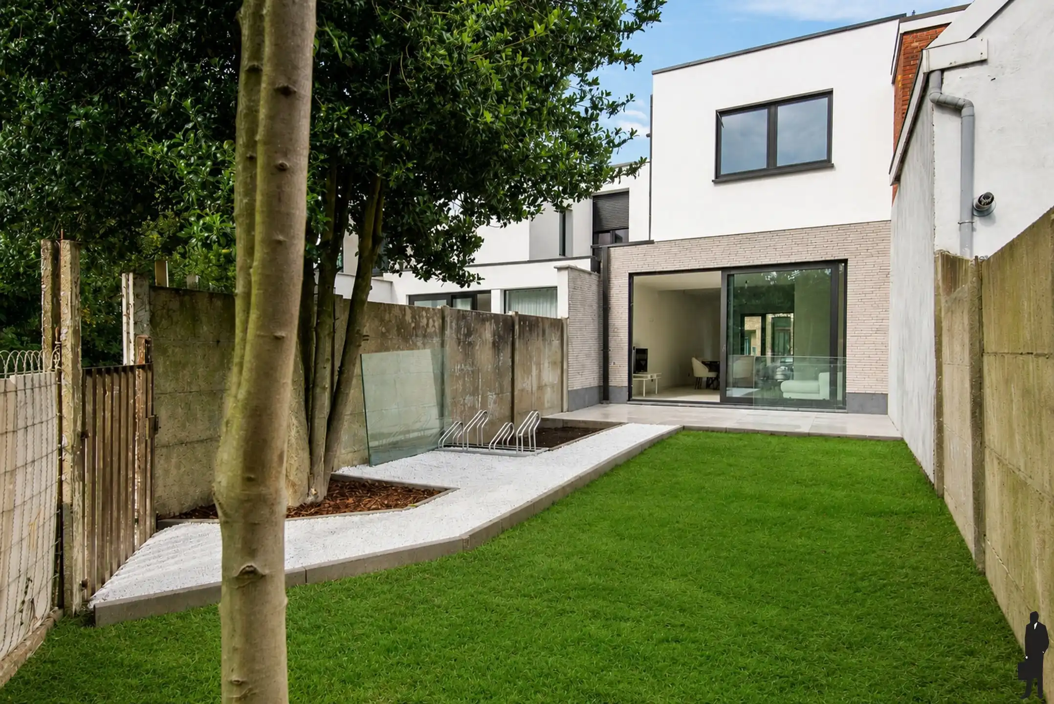 High-end afgewerkte gezinswoning met zuidtuin en EPC A foto {{pictureIndex}}