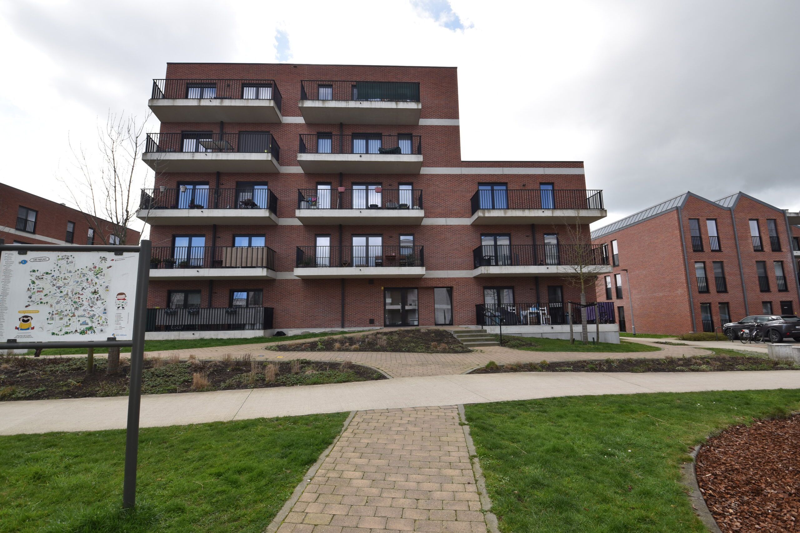 Assistentiewoning met 1 slaapkamer, berging en autostaanplaats in Sint-Niklaas foto 17