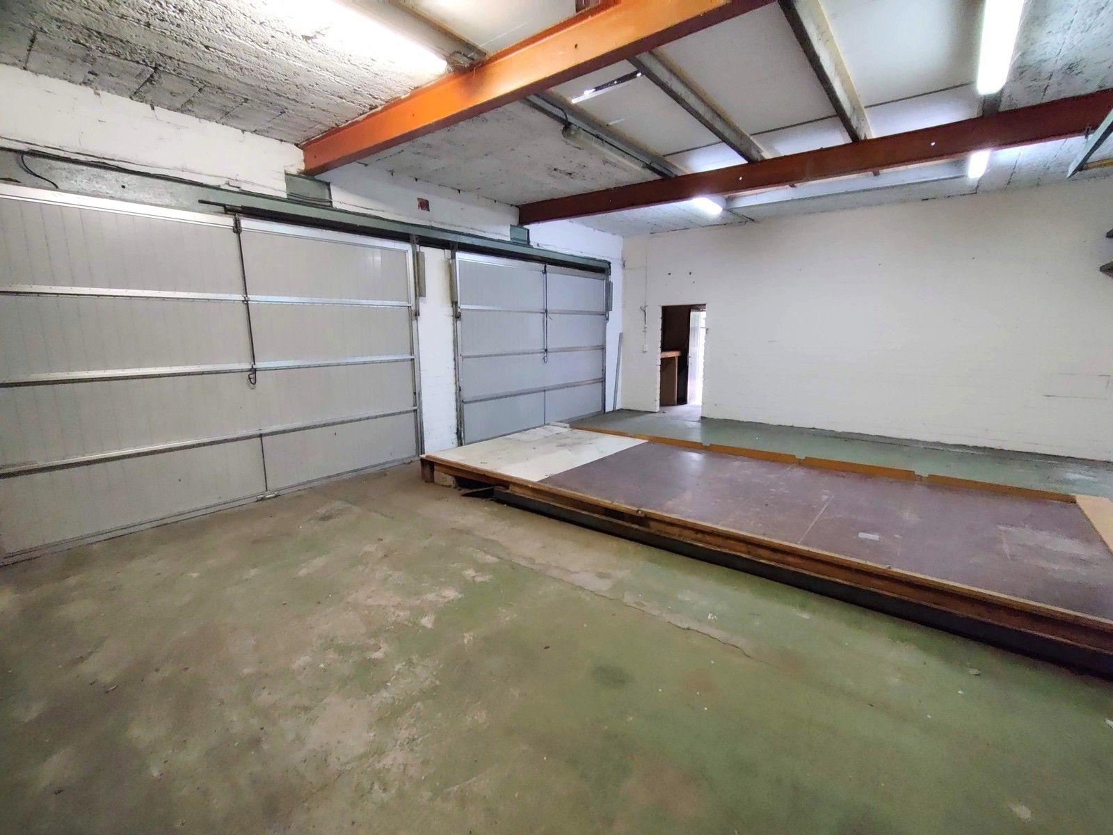 Charmante woning met magazijn  foto 25