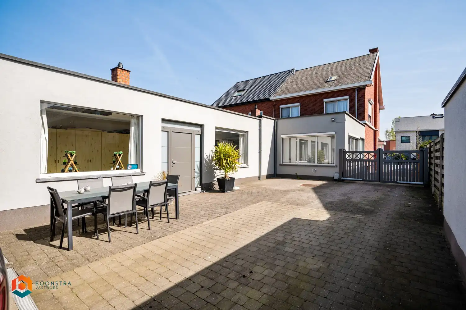 Halfopen bebouwing met 4 slpkrs en achtergelegen atelier foto 12