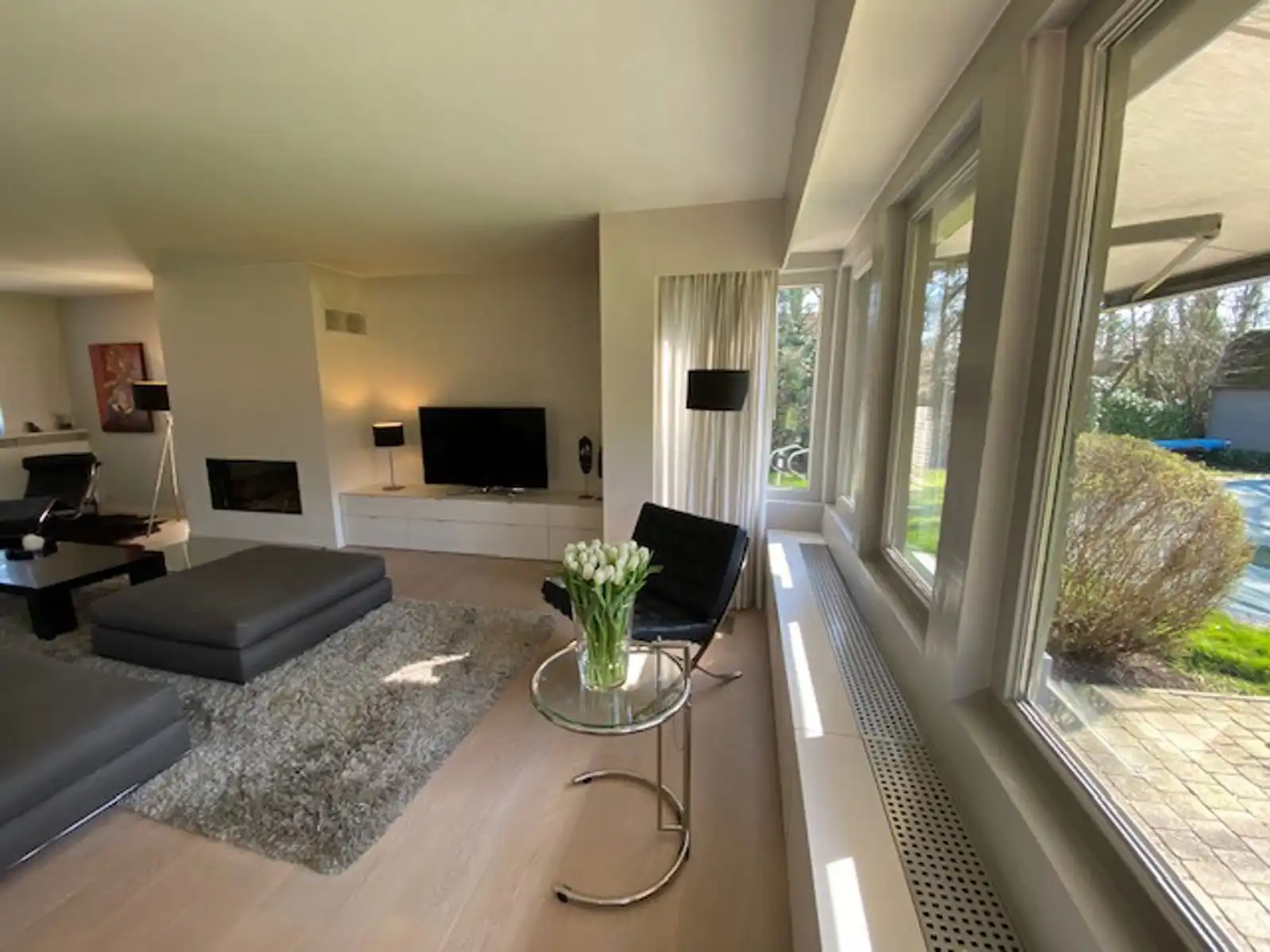 Zeer goed gelegen luxueus afgewerkte villa  op 43 are foto 3