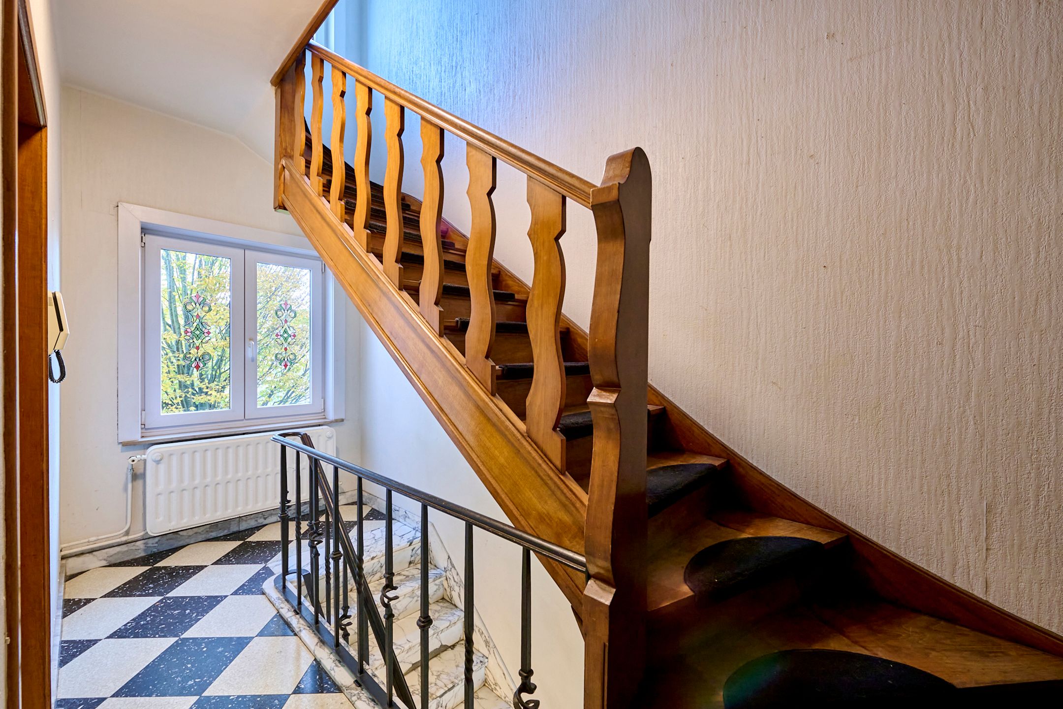 Charmante gezinswoning met inpandige garage en tuin  foto 10