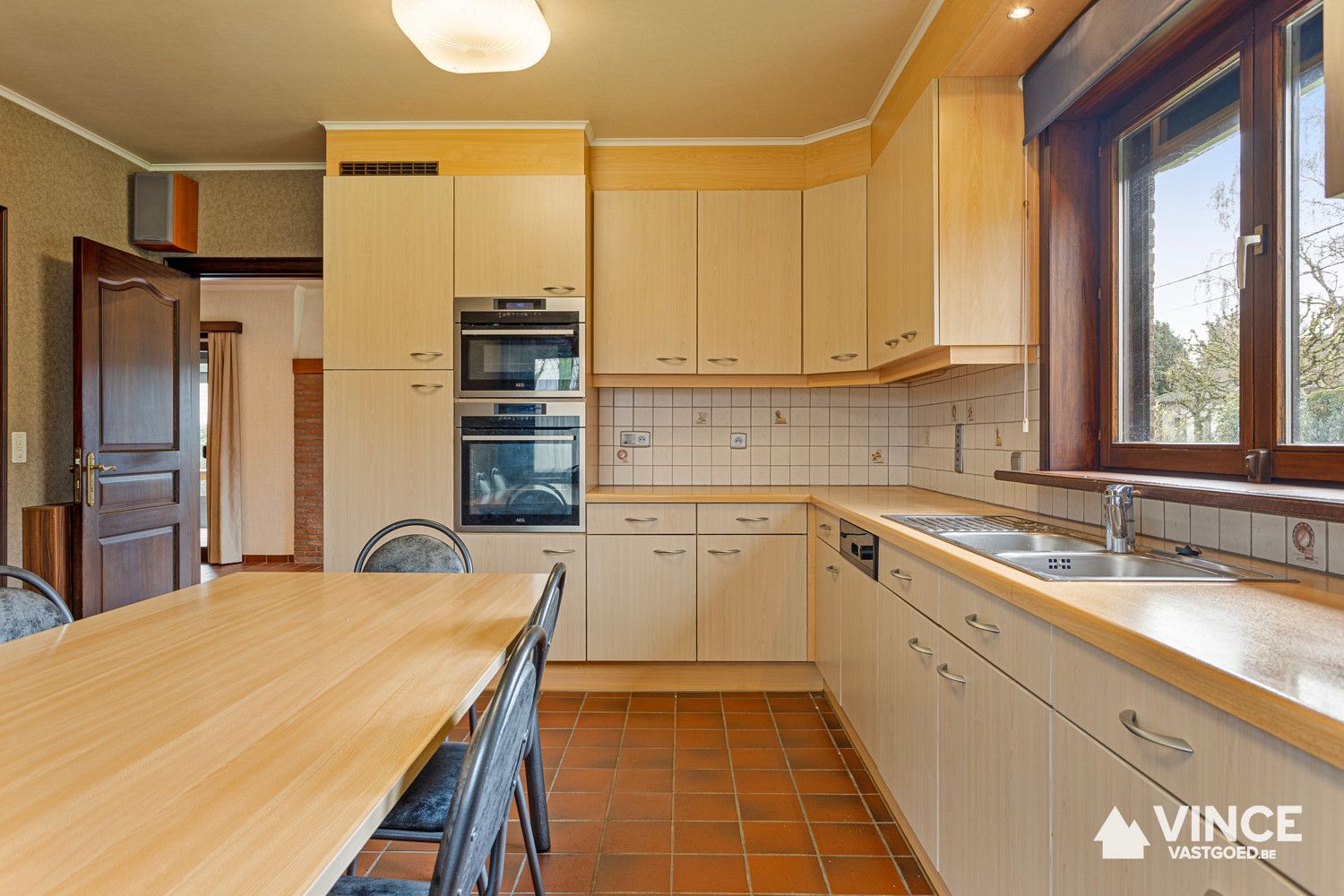 Gelijkvloerse woning in hoevestijl met veel uitbreidingsmogelijkheden foto 11