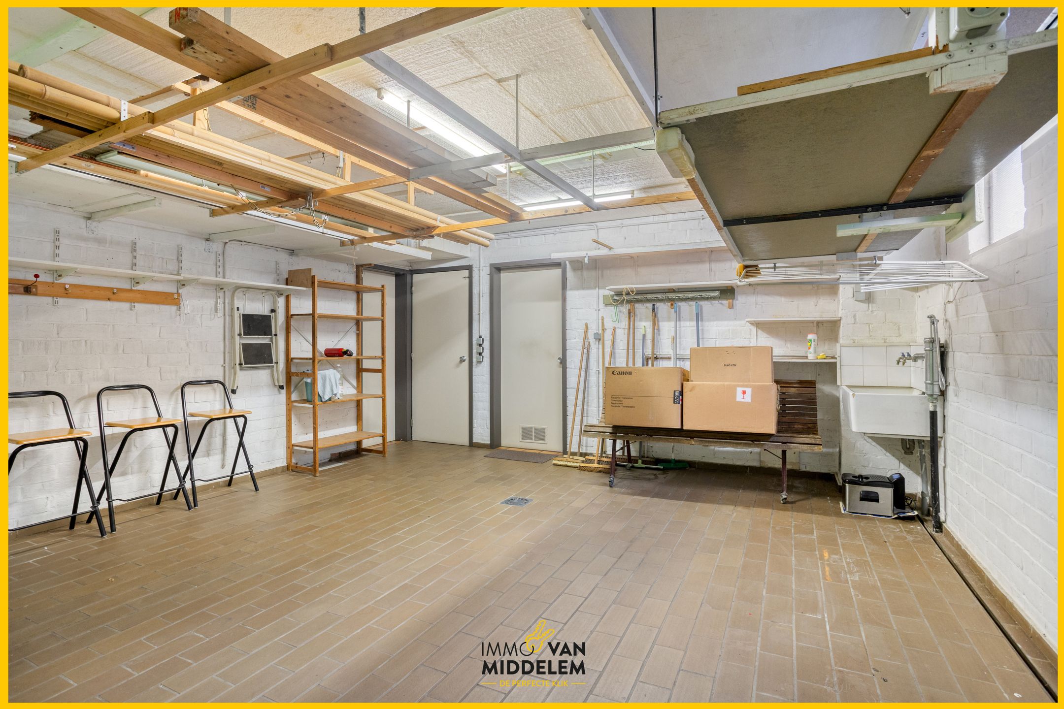 UNIEKE JAREN ’70 ARCHITECTENVILLA IN RESIDENTIËLE OMGEVING foto 19