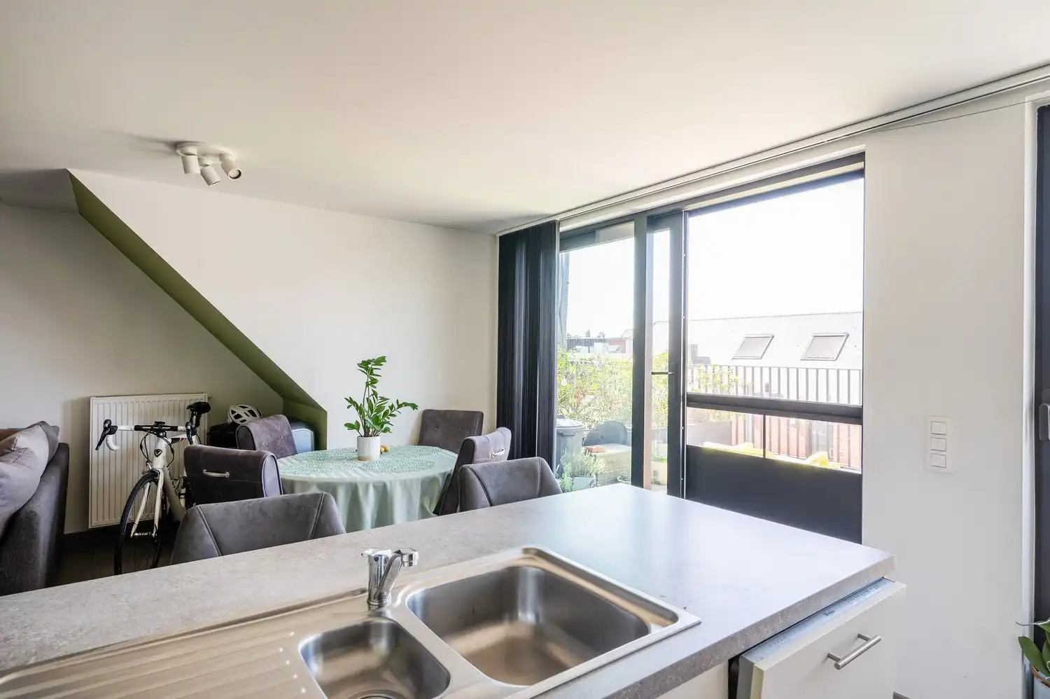 INSTAPKLAAR APP MET RUIM TERRAS 20m2 TE CENTRUM BERLAAR foto 13