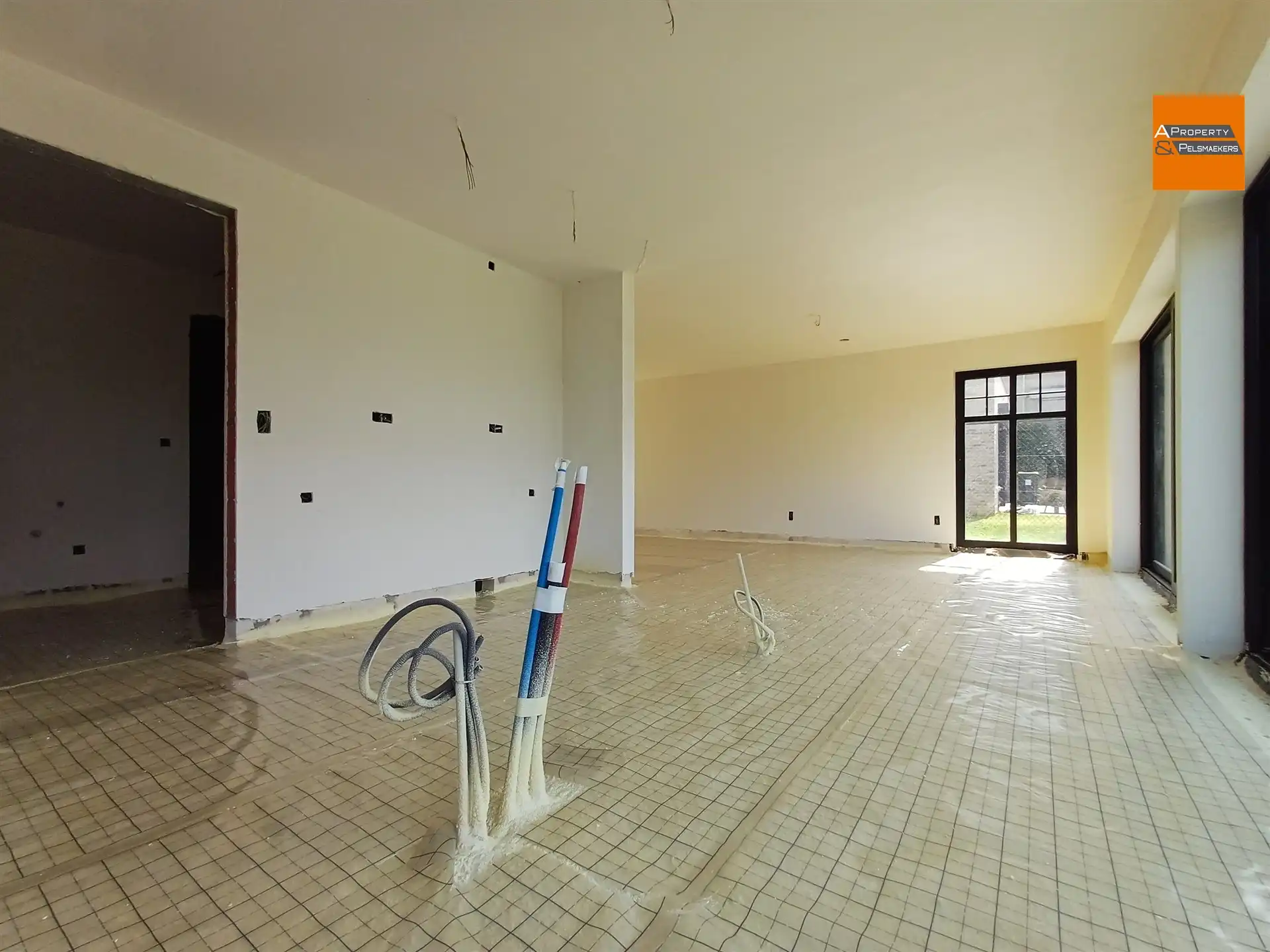 Nieuwbouwwoning met 4 slaapkamers foto 13