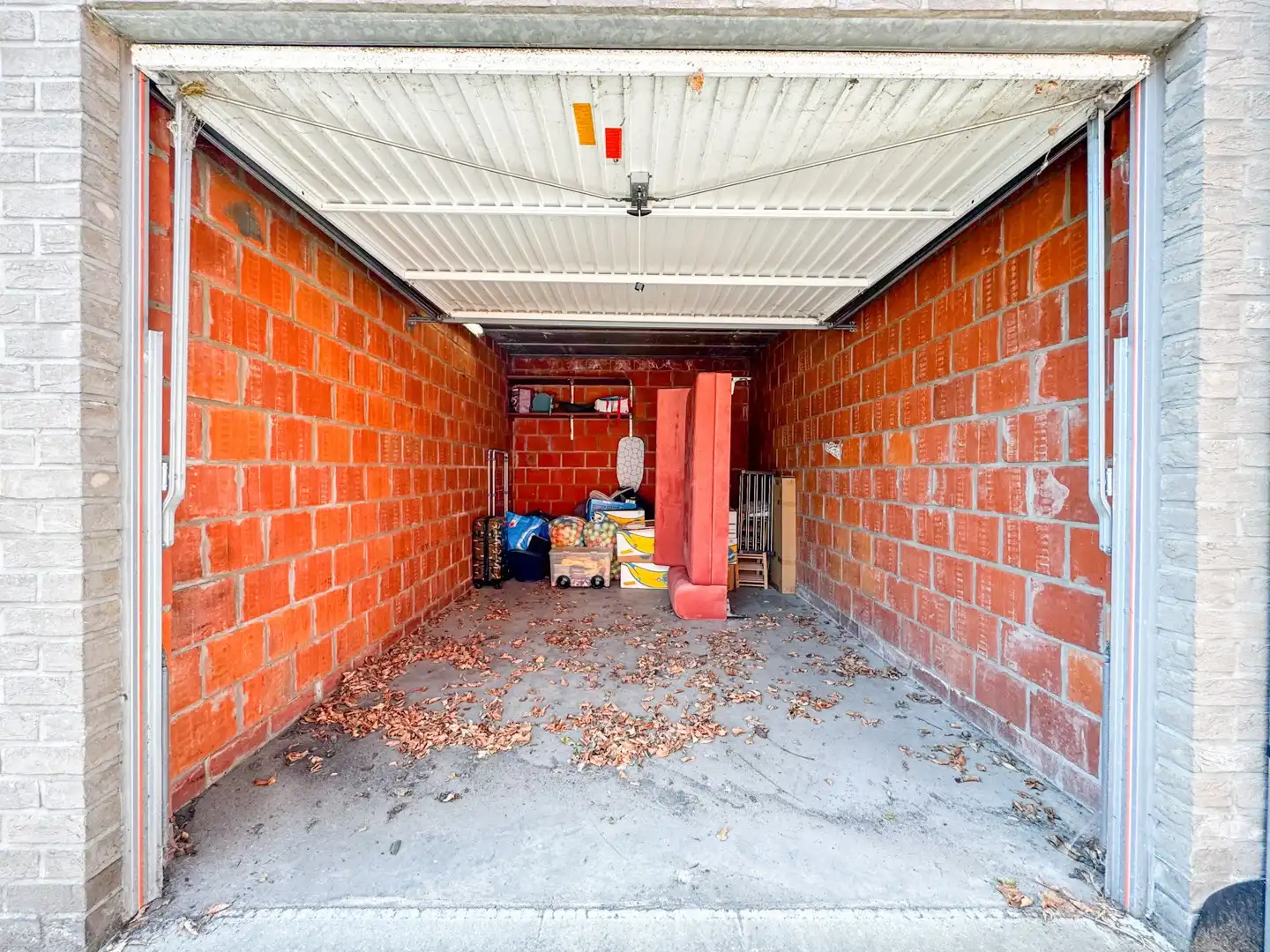 Lichtrijk appartement met garagebox aan het station van Aalter foto 14