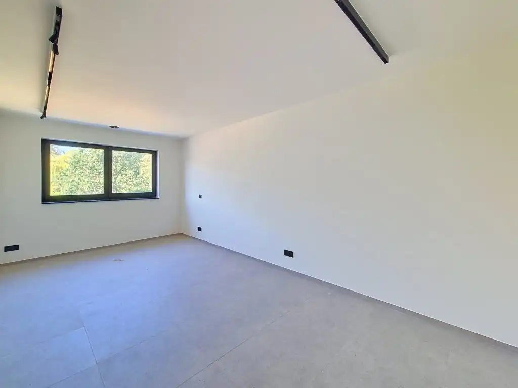 Nieuwbouwwoning met 3 slpk en polyvalente ruimte foto 12