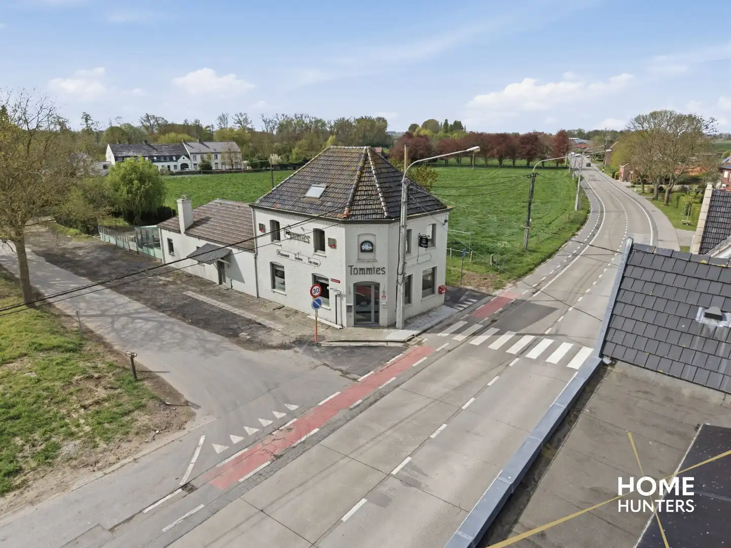 Unieke horecakans met enorme visibiliteit en potentieel – De Tommies, Dikkebusseweg 341 foto 40