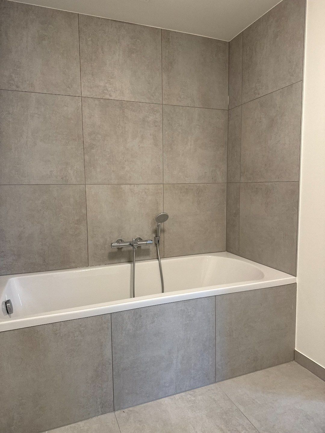 NIEUWBOUWAPPARTEMENT MET 2 SLAAPKAMERS, TERRAS, ONDERGRONDSE AUTOSTANDPLAATS EN KELDERBERGING IN RESIDENTIE "DE KWINT" TE ZONHOVEN foto 10