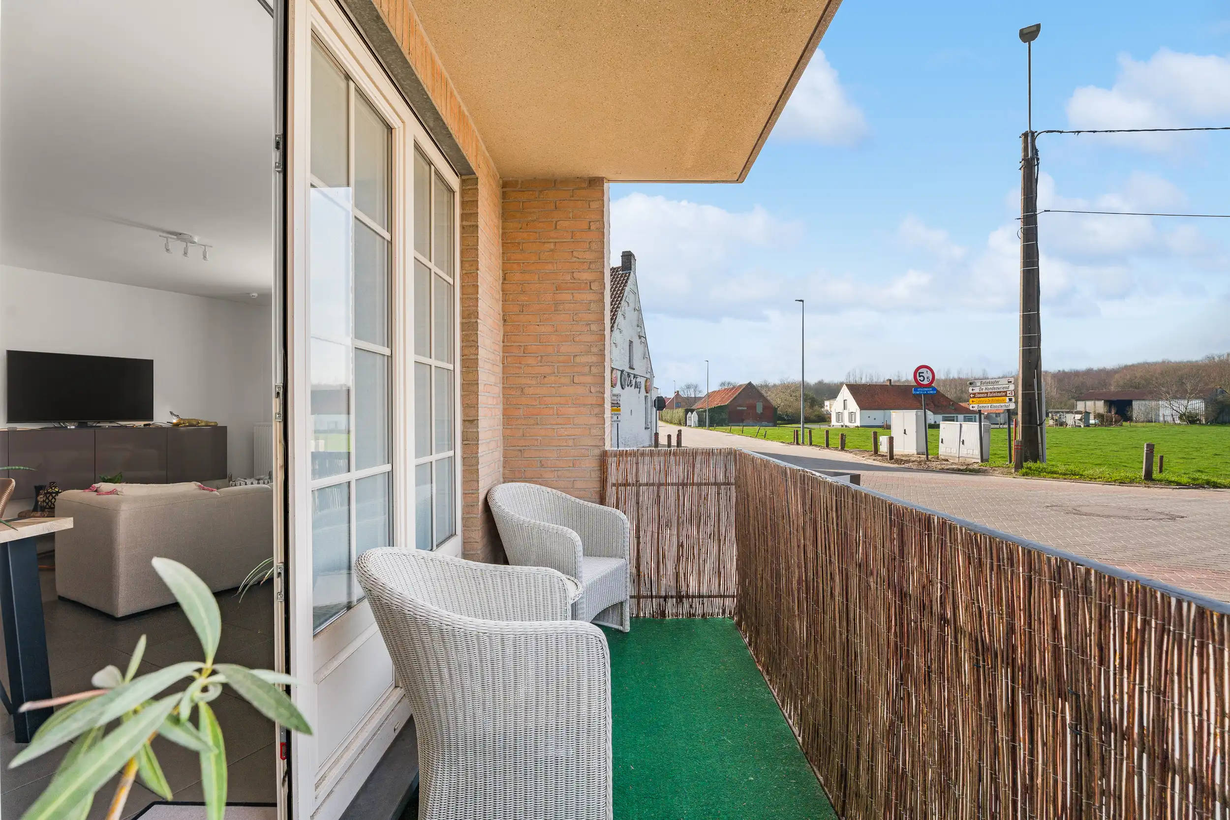 Bemeubeld appartement te Dentergem. foto 5