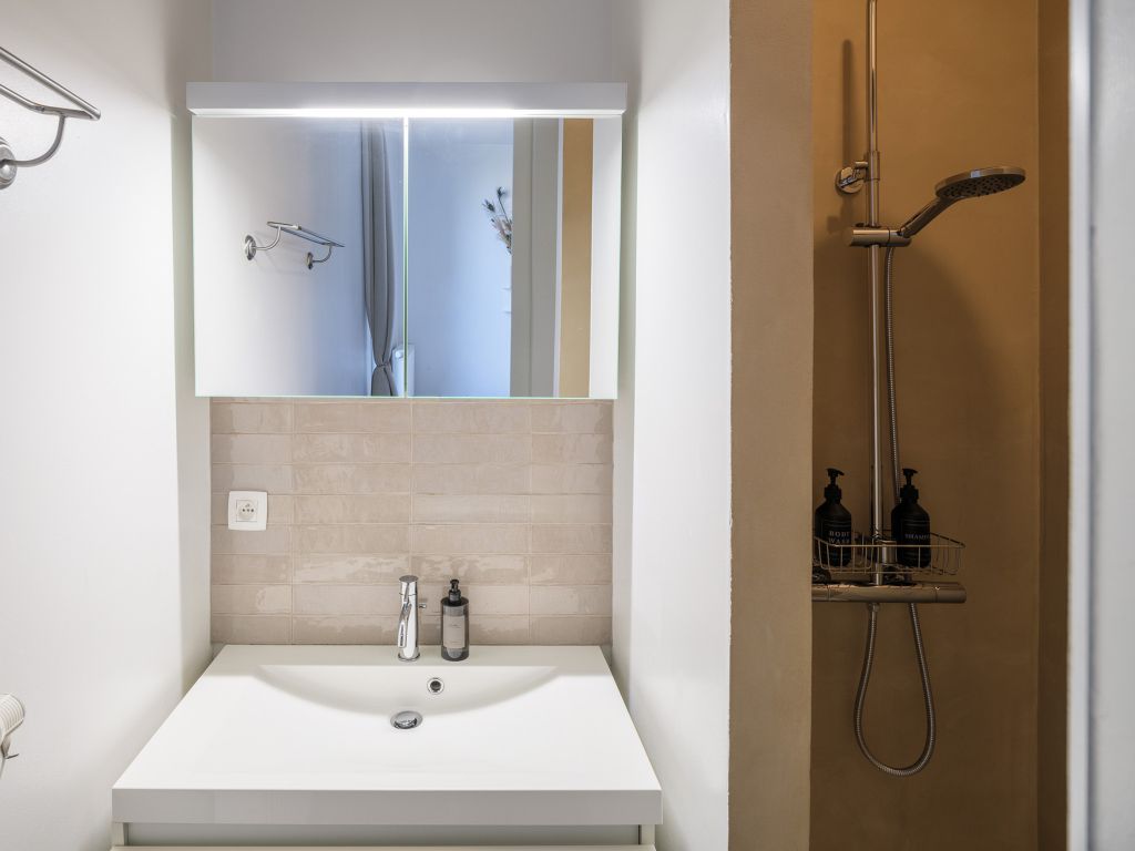 Lichtrijk 1-slaapkamerappartement met zuidgericht terras (14 m²) foto 9