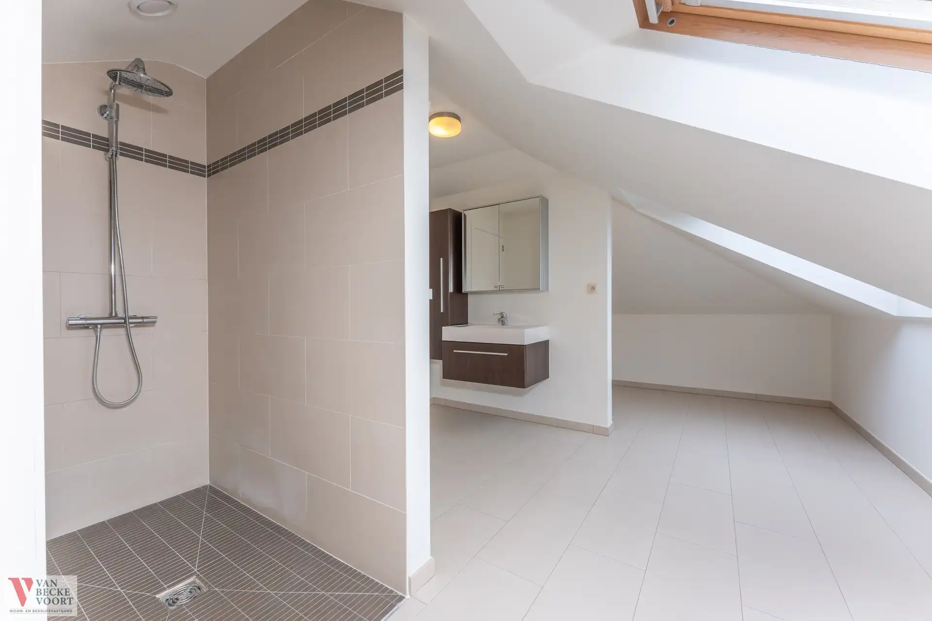 Energiezuinige parel aan de kust foto 17