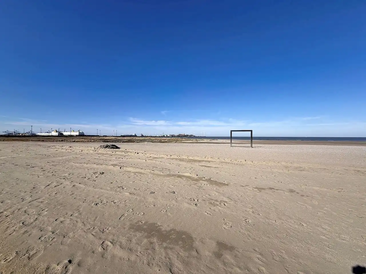 Perfect gerenoveerd appartement met ruim terras en zijdelings zeezicht foto 18