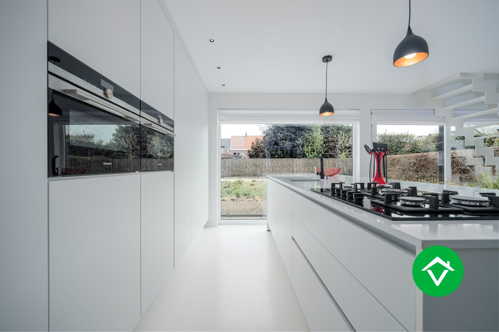 Zeer stijlvolle en instapklare villa te koop in het centrum van Koekelare. foto 14