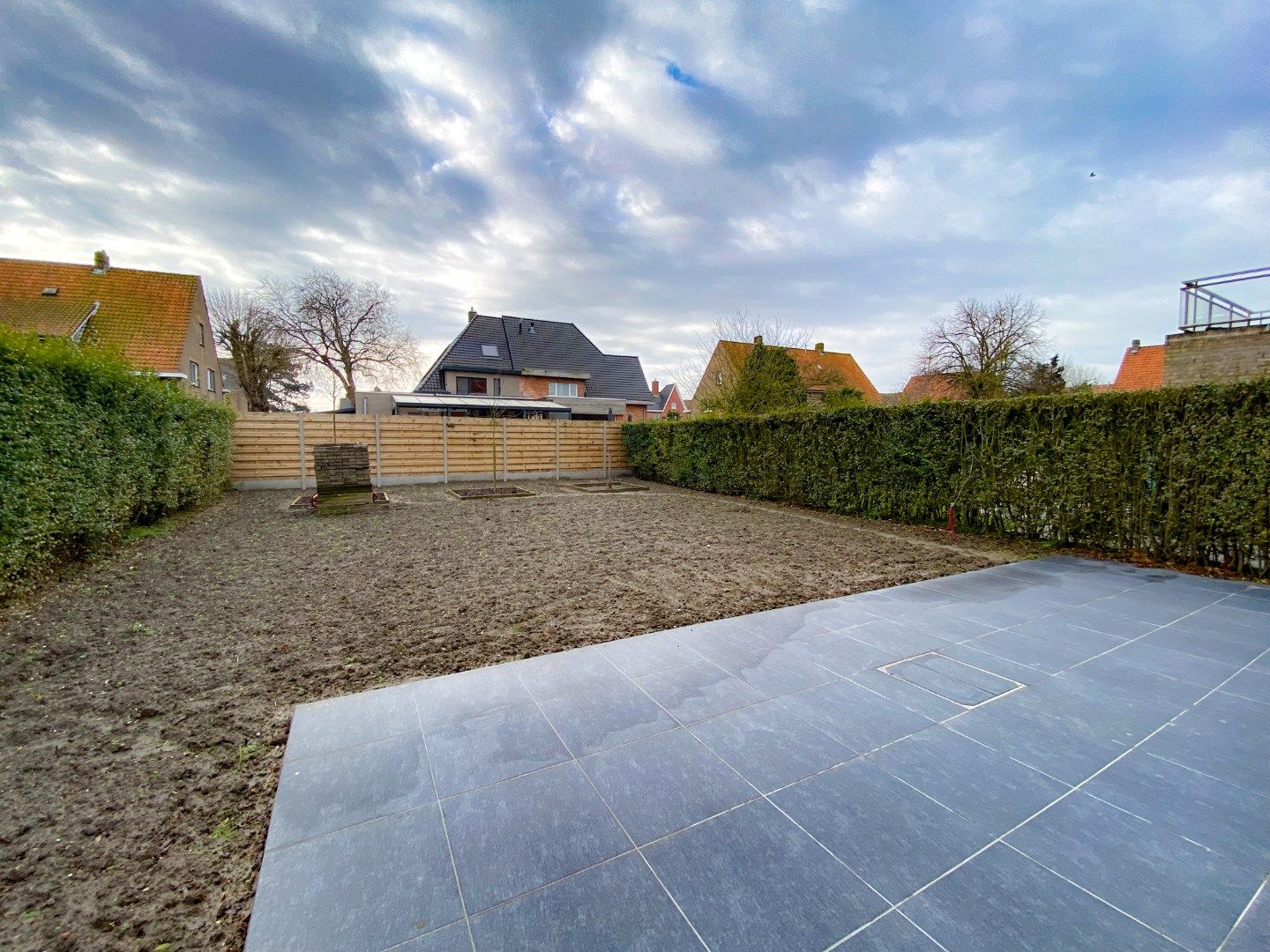 Gerenoveerde koppelvilla met 3 slaapkamers op een prachtige ligging te Nieuwpoort-Stad. foto 24