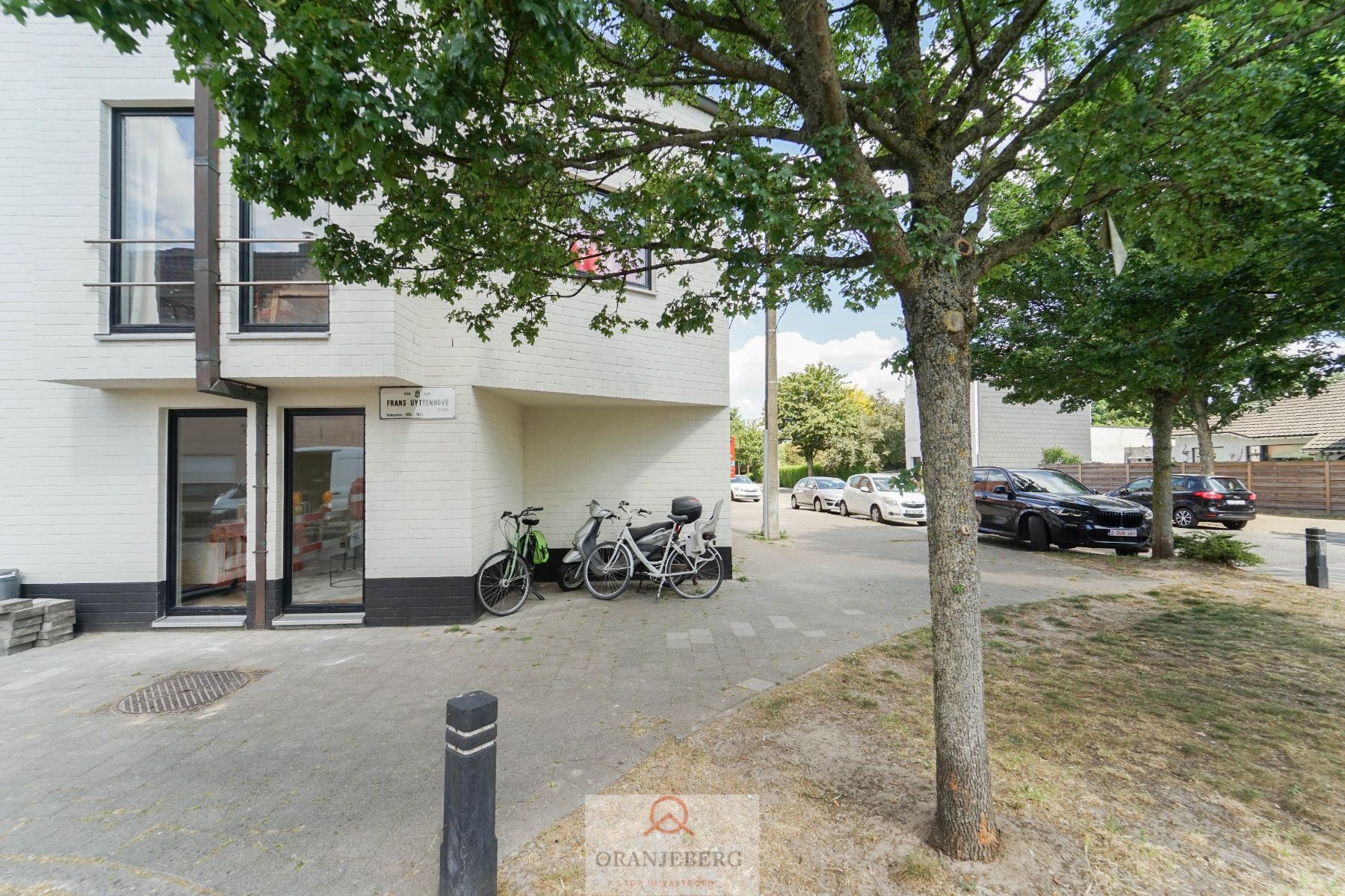 Lichtrijk 1 slpk-appartement met terras Sint-Amandsberg! foto 18