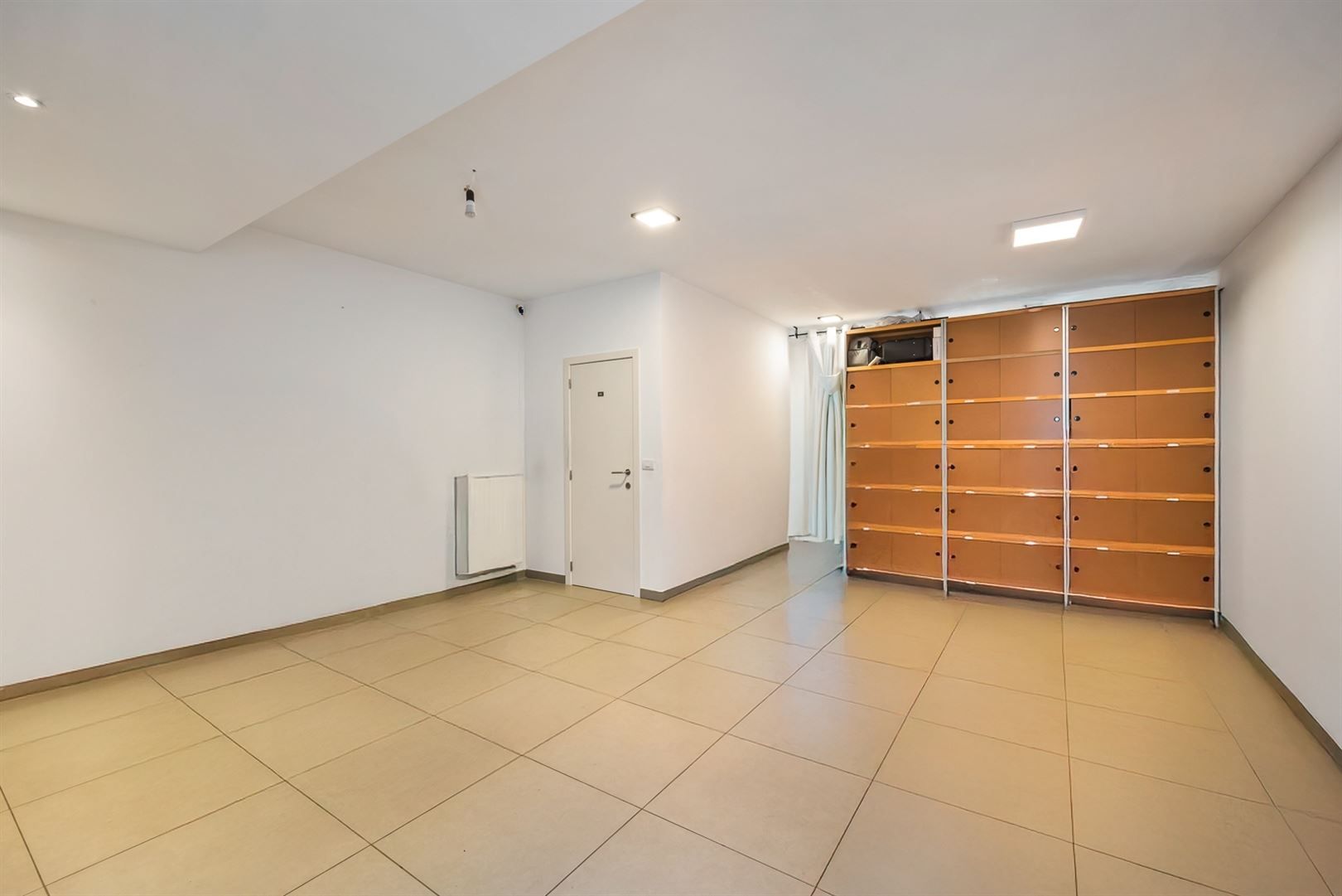 Recente & verrassende ruime woning met commercieel gelijkvloers foto 4