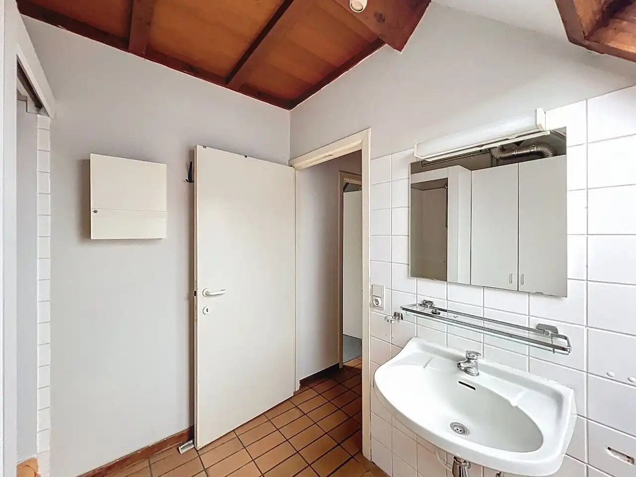 Buitengewoon ruim appartement met open zicht, parking inhuis en multifunctionele zolderruimte foto 25