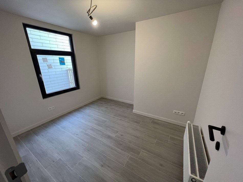 instapklaar 3-slaapkamerappartement op wandelafstand van het Sint-Pietersstation foto 7