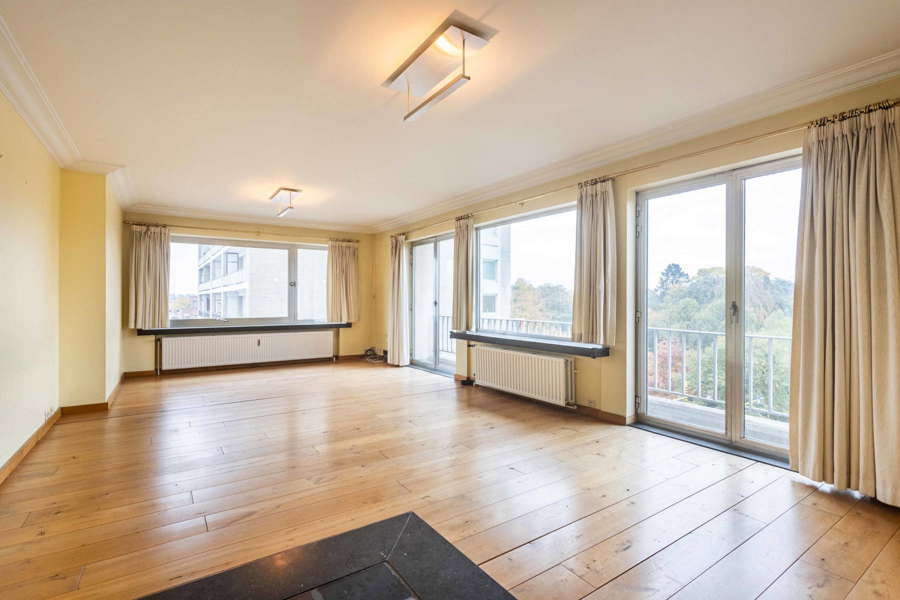 Exclusief ruim app. met mooi parkzicht, terrassen en garage foto 4