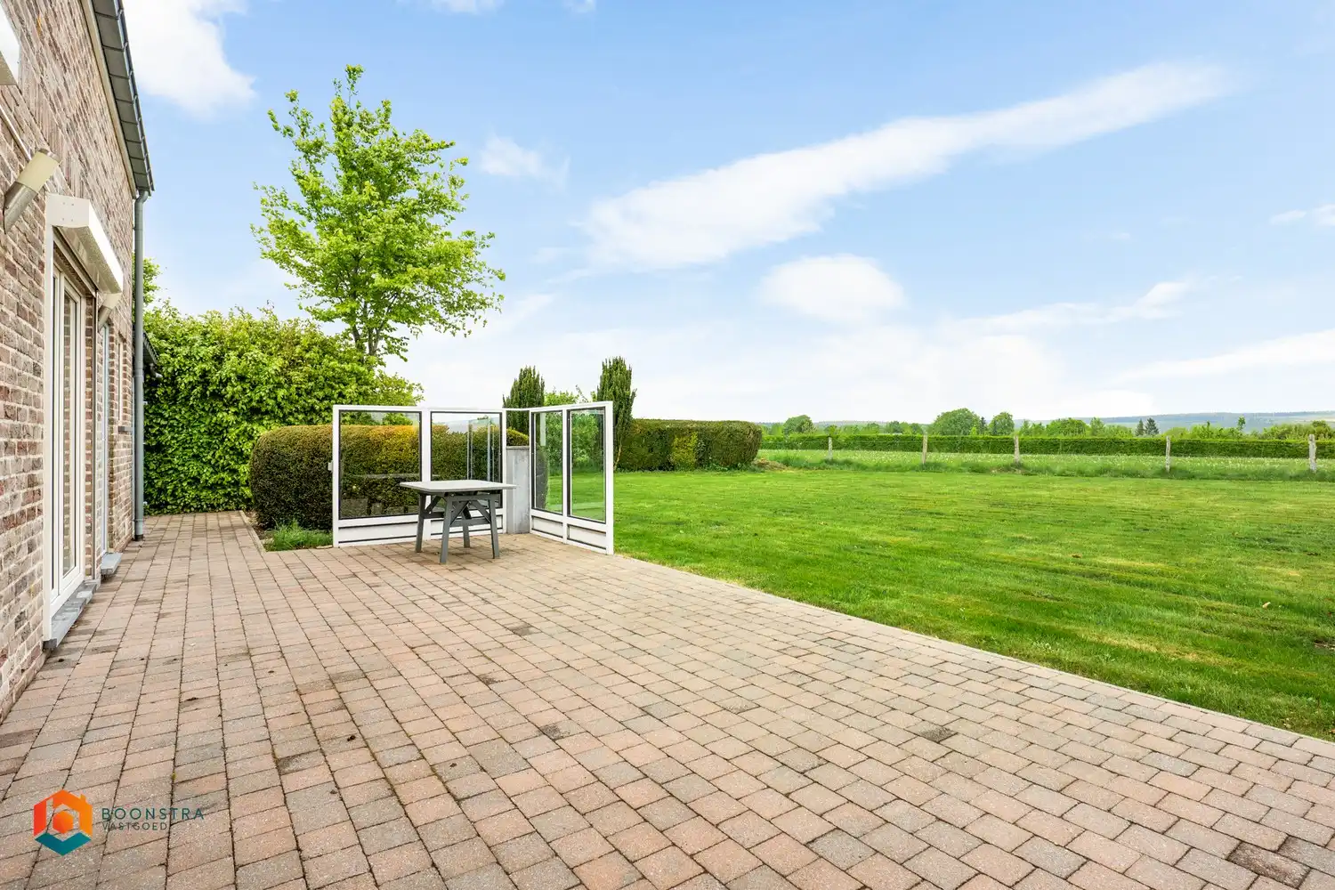 Instapklare woning met 4 slpkrs op perceel van 1122m² in regio Waimes foto 10