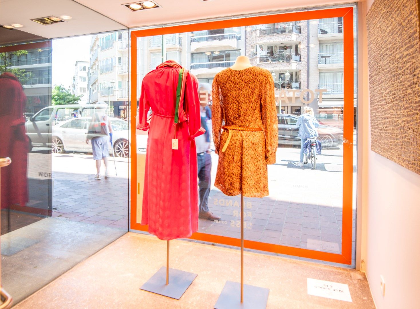 Winkelpand met TOP ligging in de belangrijkste winkelstraat van Knokke. foto 5