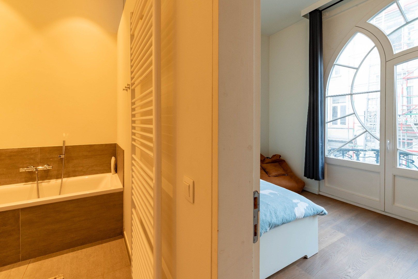 Uniek en luxueus appartement in prachtig gebouw op Zurenborg foto 20