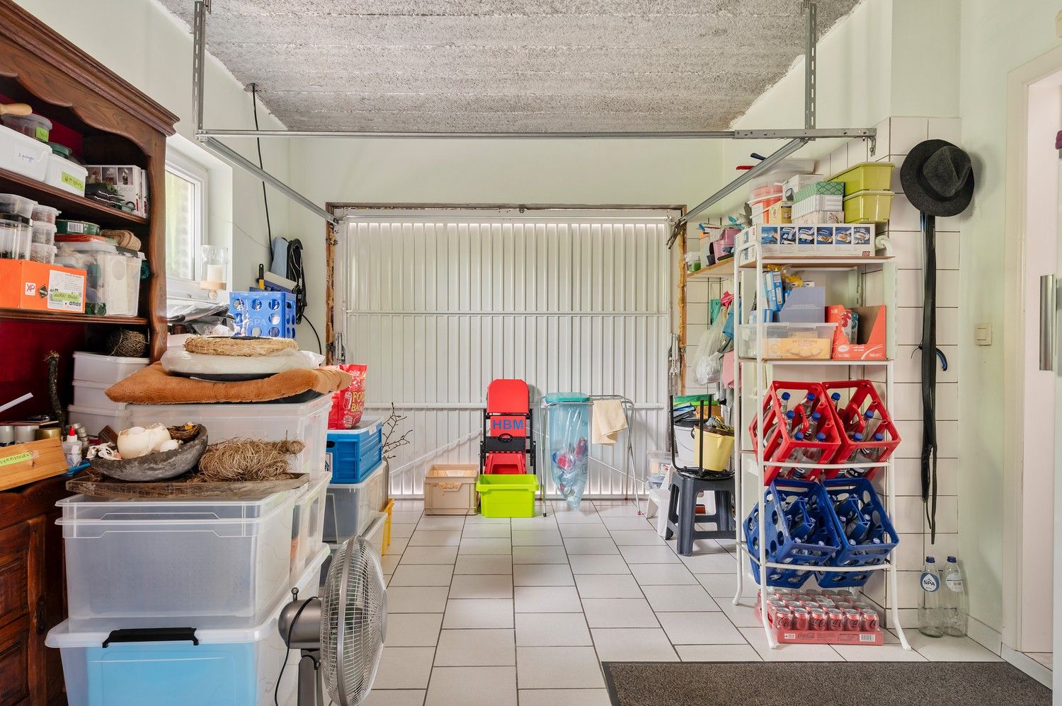 Ruime gezinswoning op breed en groot perceel van 1122m² foto 20